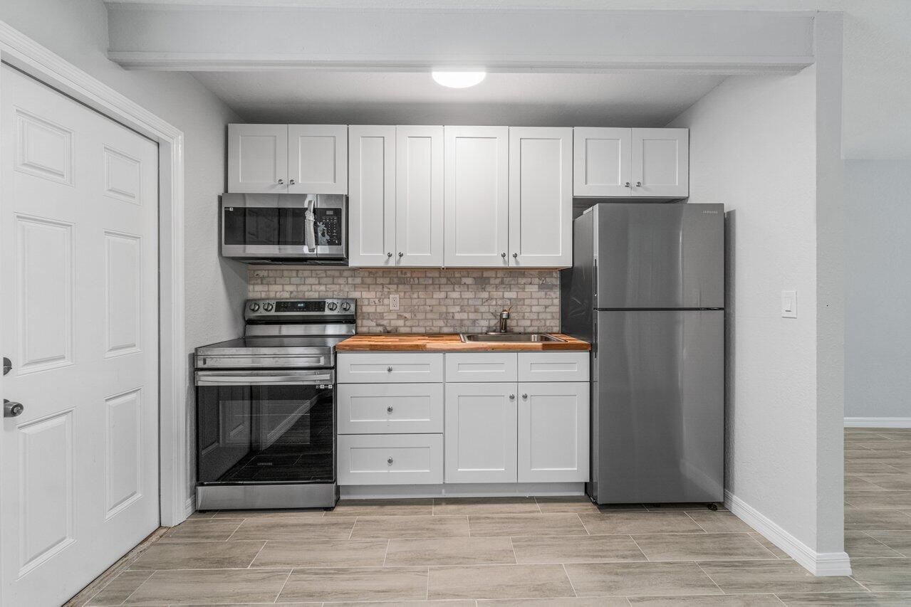 1122 W 28th Street