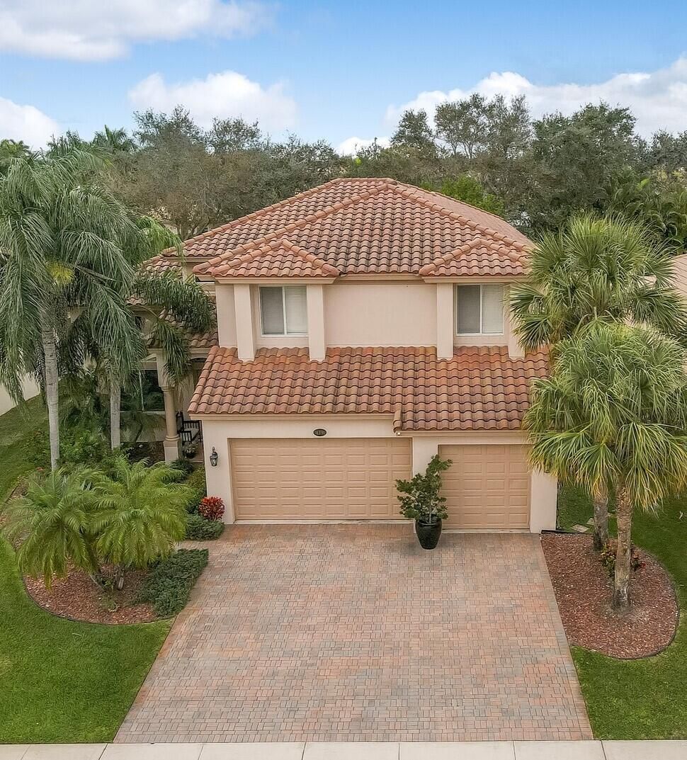 Properties 4391 Mariners Cove Drive