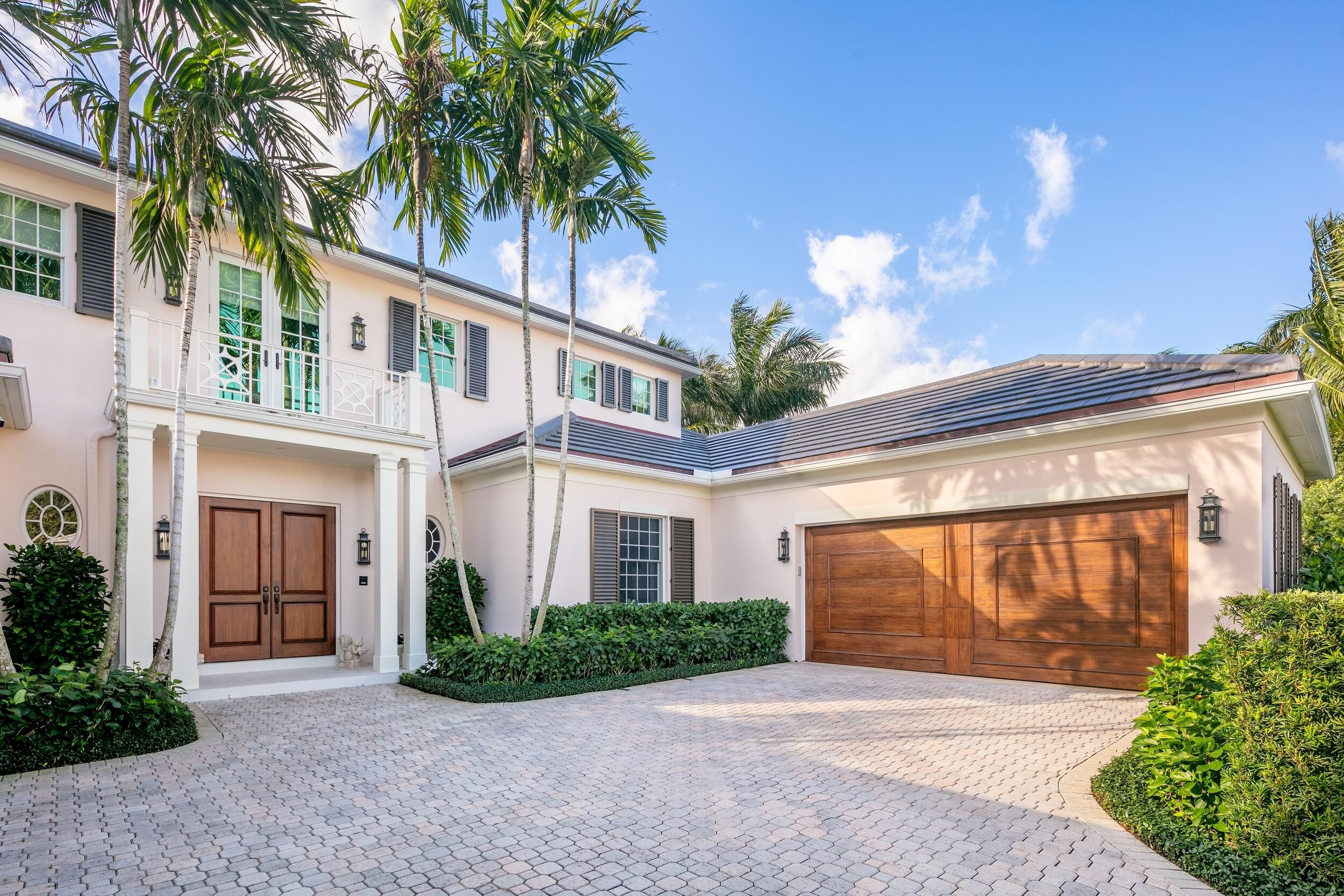 218 Miraflores Drive