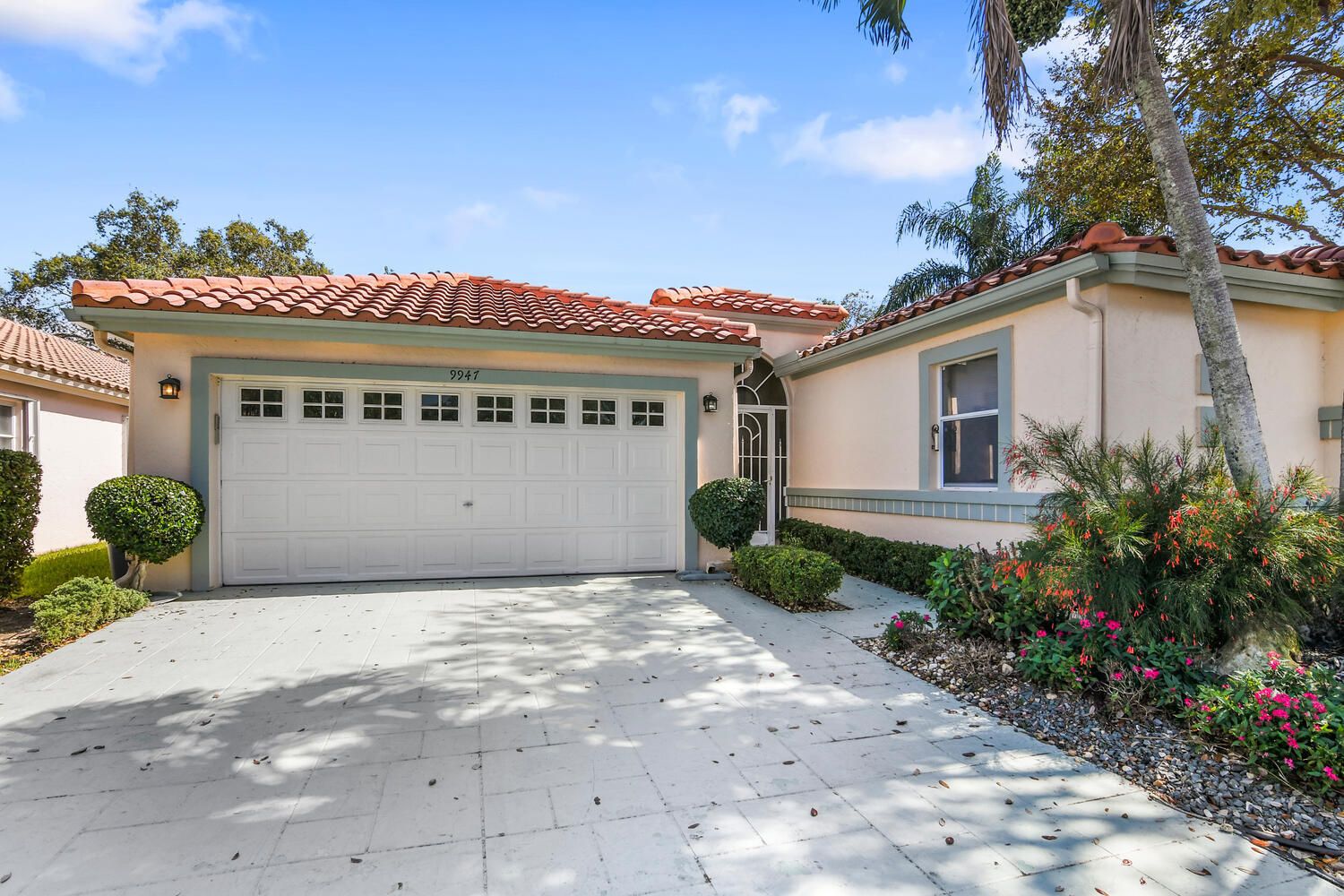 9947 Harbour Lake Circle