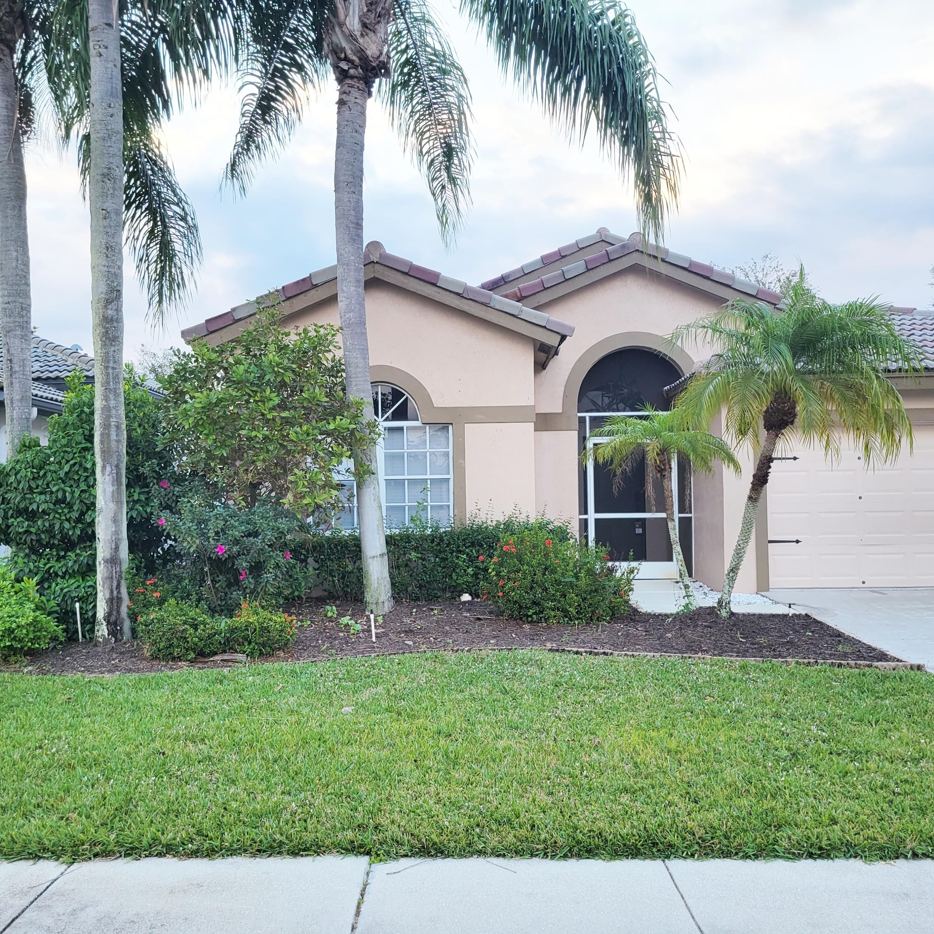 Properties 3722 Old Lighthouse Circle