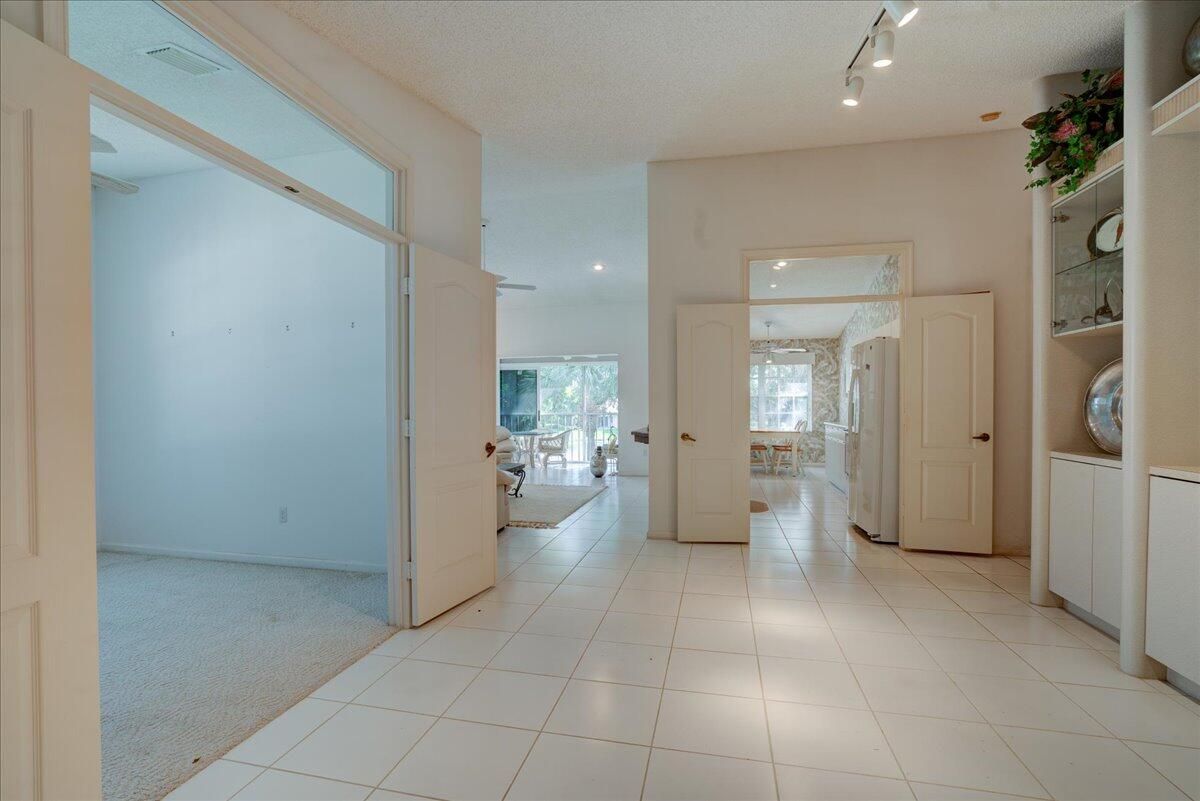 Properties 10148 Andover Coach Circle