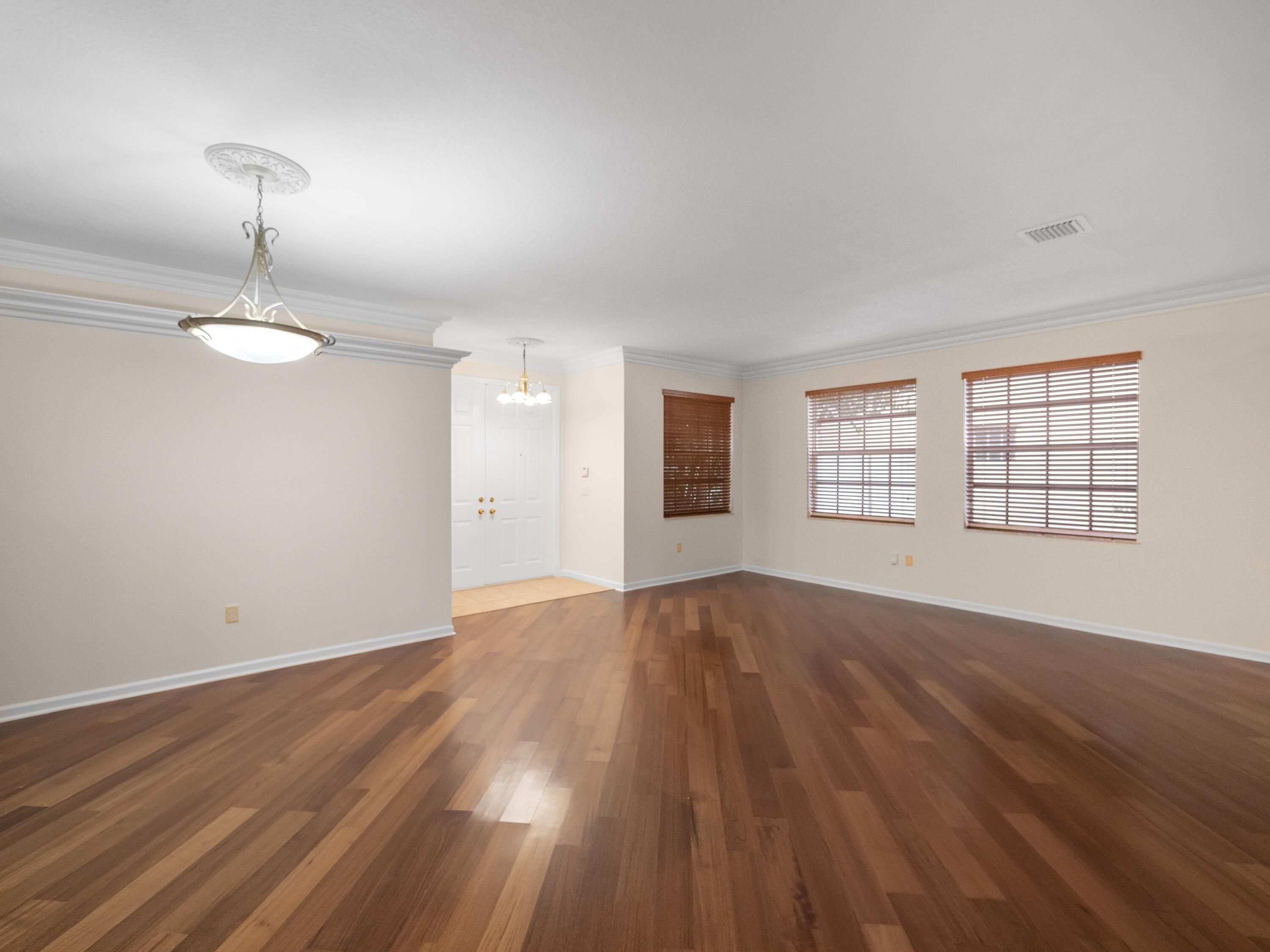 Properties 9167 Dupont Place