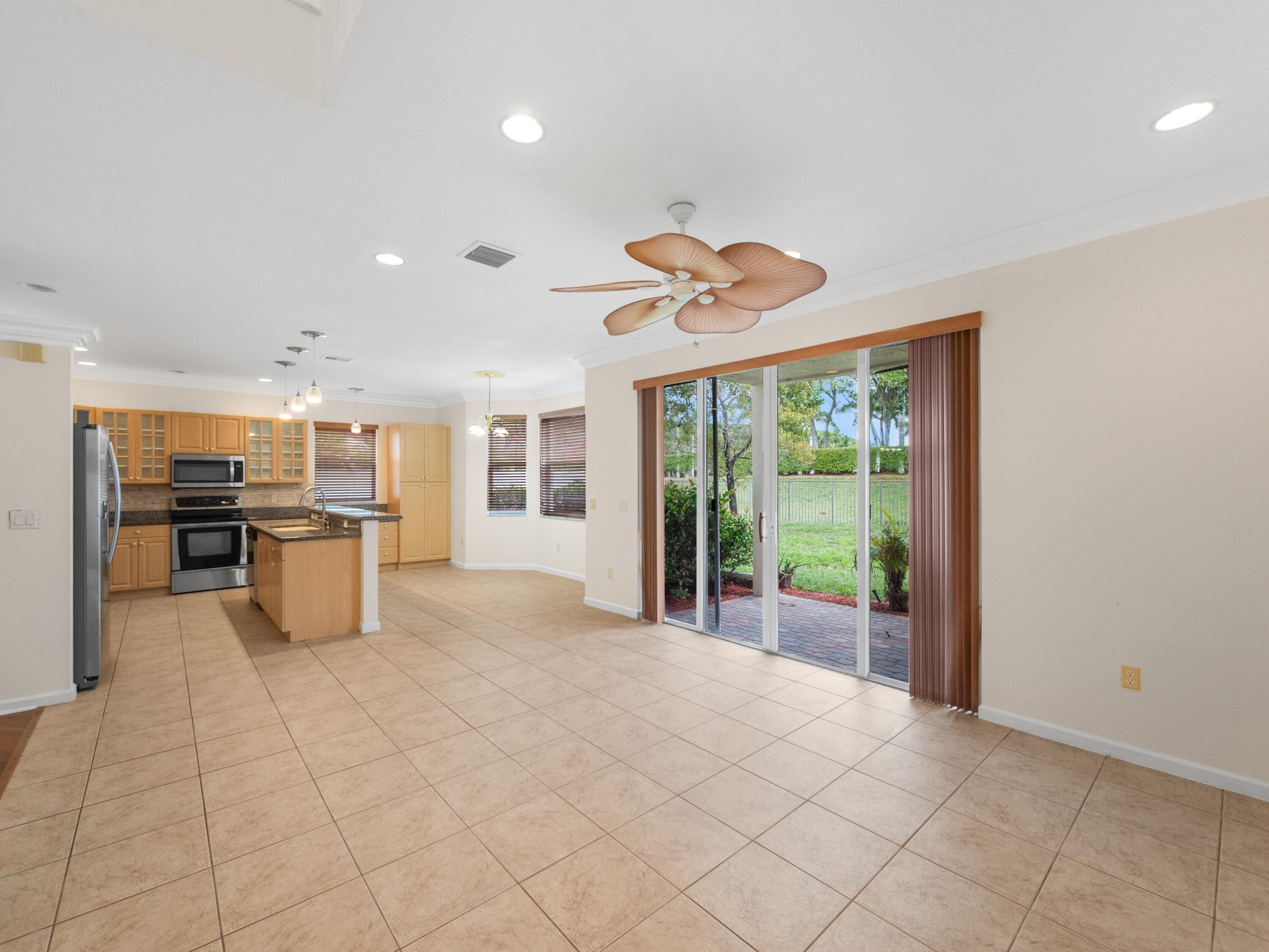 Properties 9167 Dupont Place