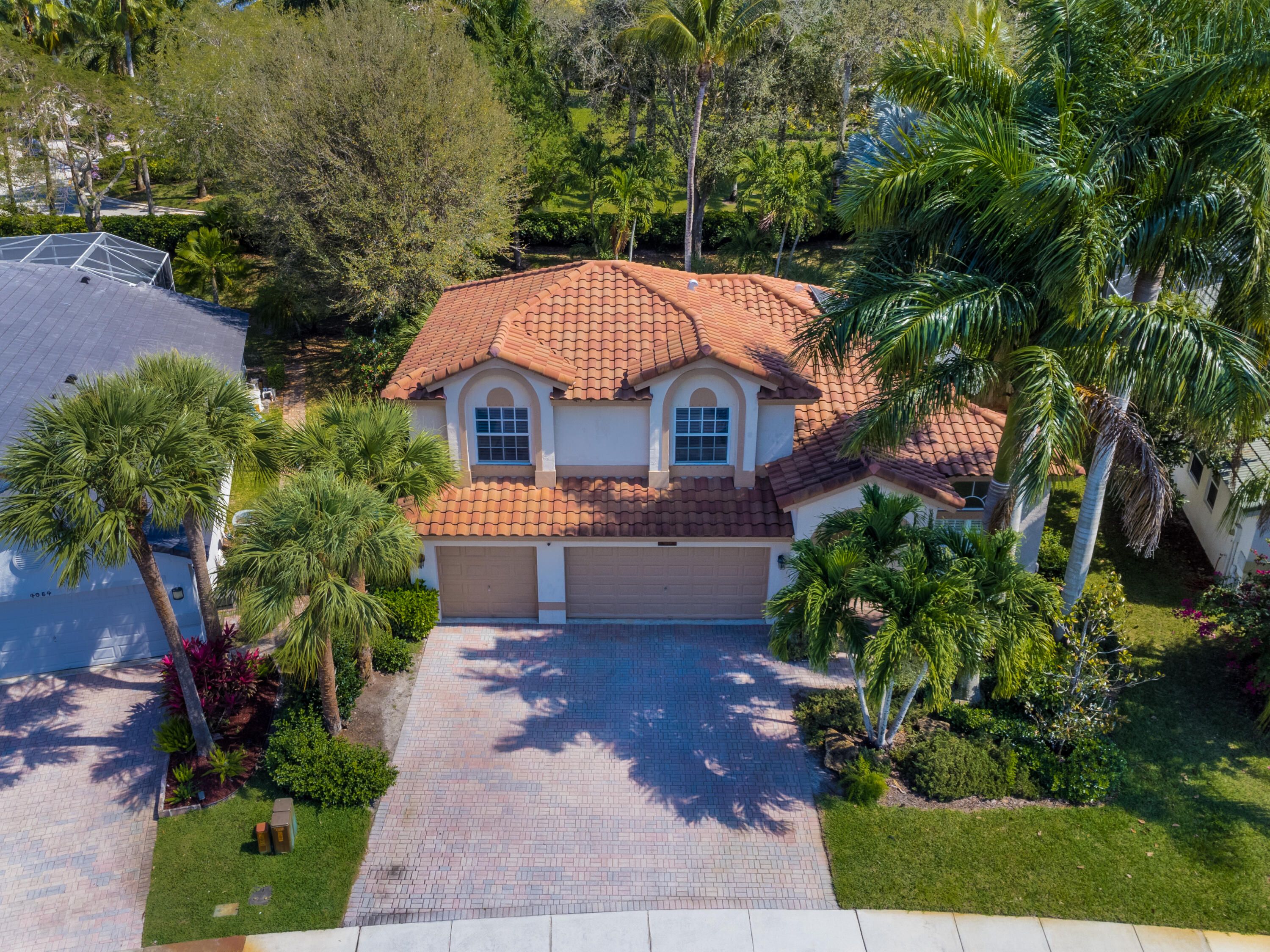 Properties 4050 Bahia Isle Circle