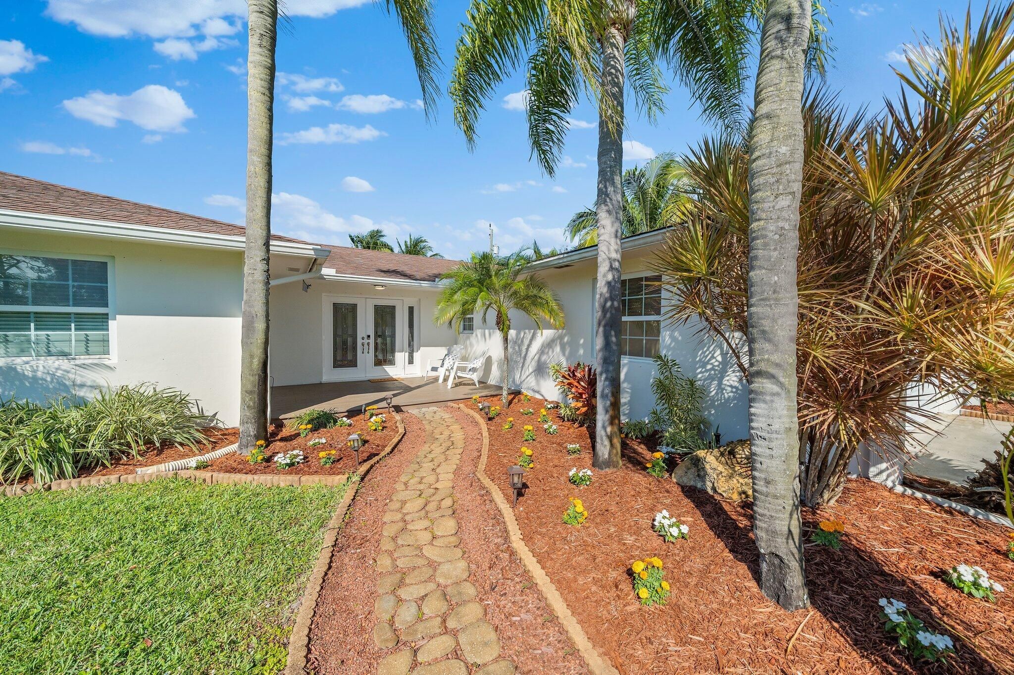 19339 W Indies Lane