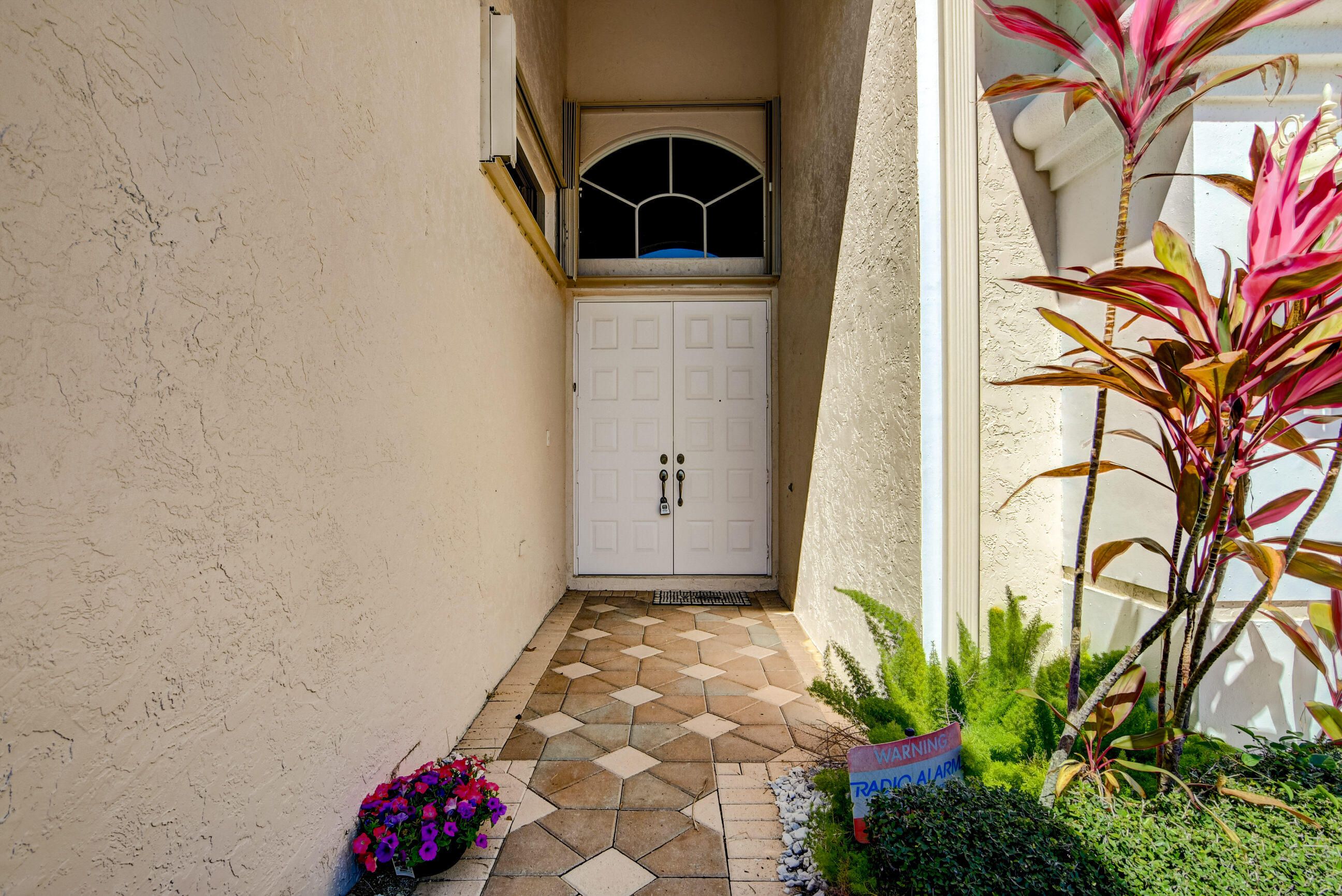 6967 Fairway Lakes Drive