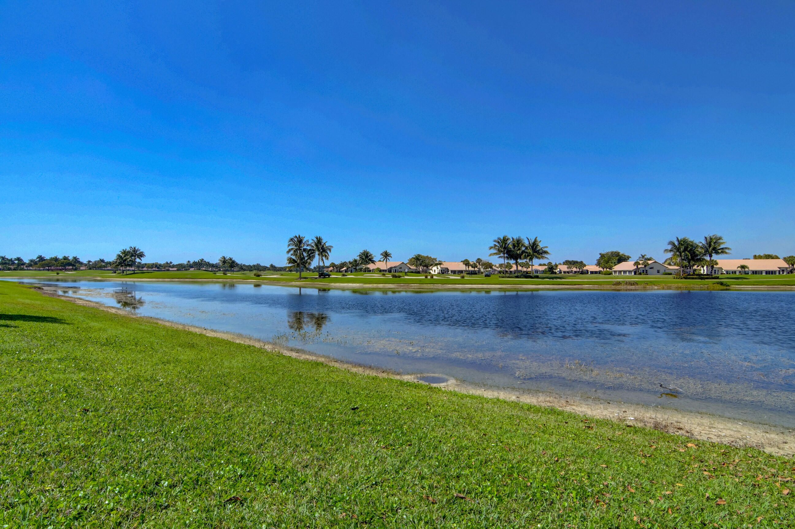 6967 Fairway Lakes Drive