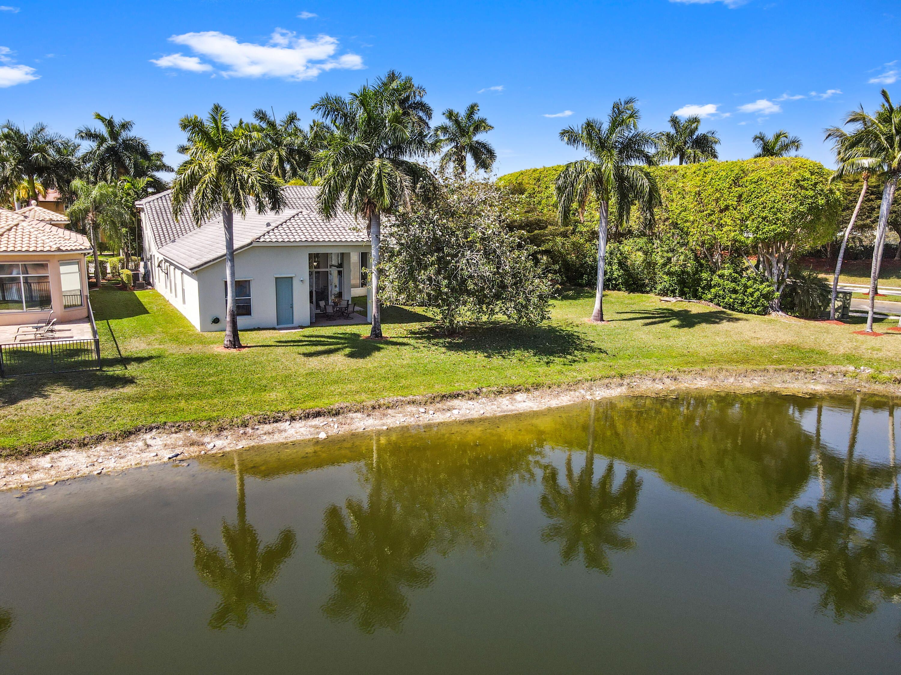 Properties 2162 Stotesbury Way