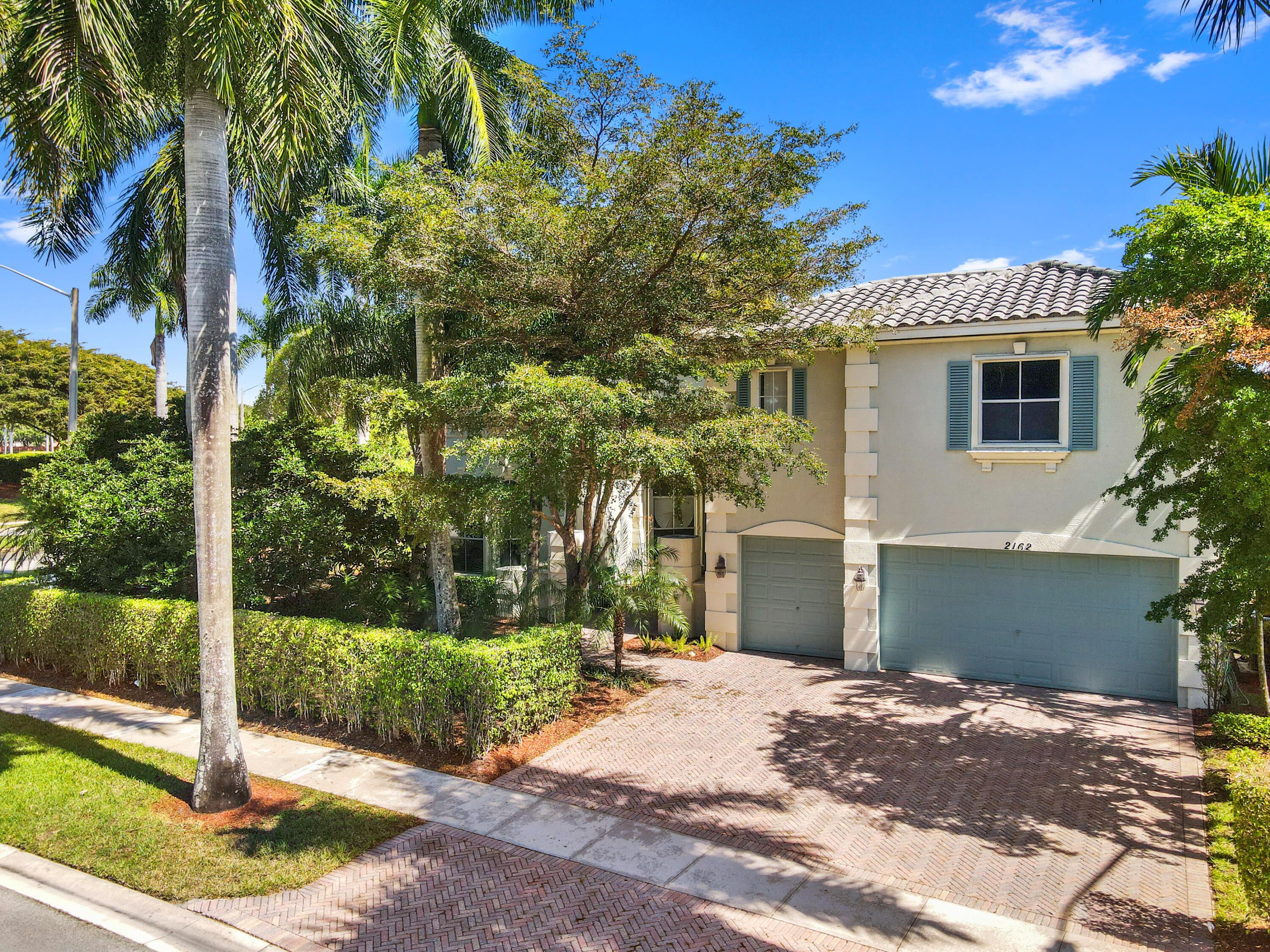 Properties 2162 Stotesbury Way