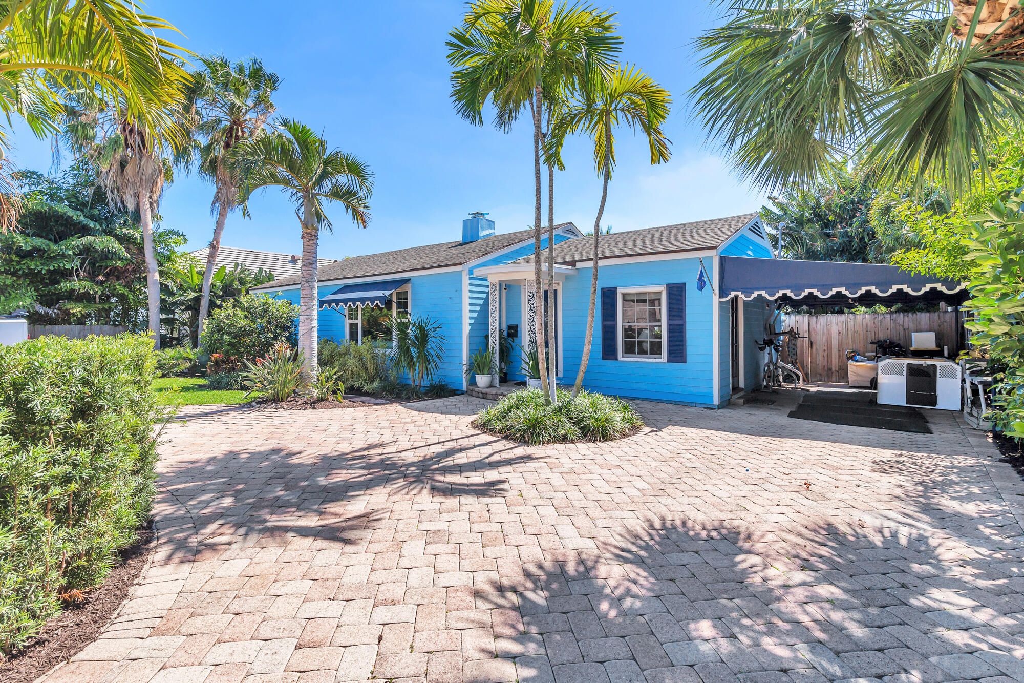 230 Pine Terrace