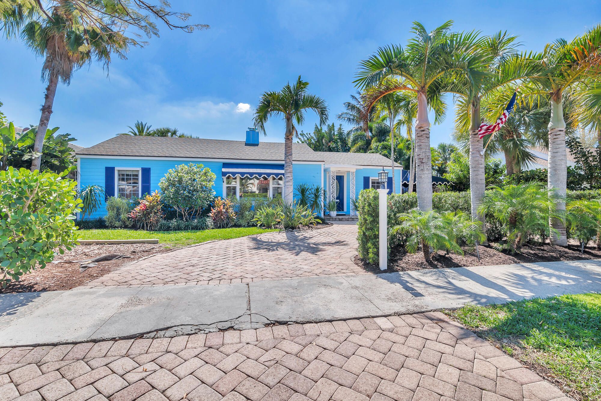 230 Pine Terrace
