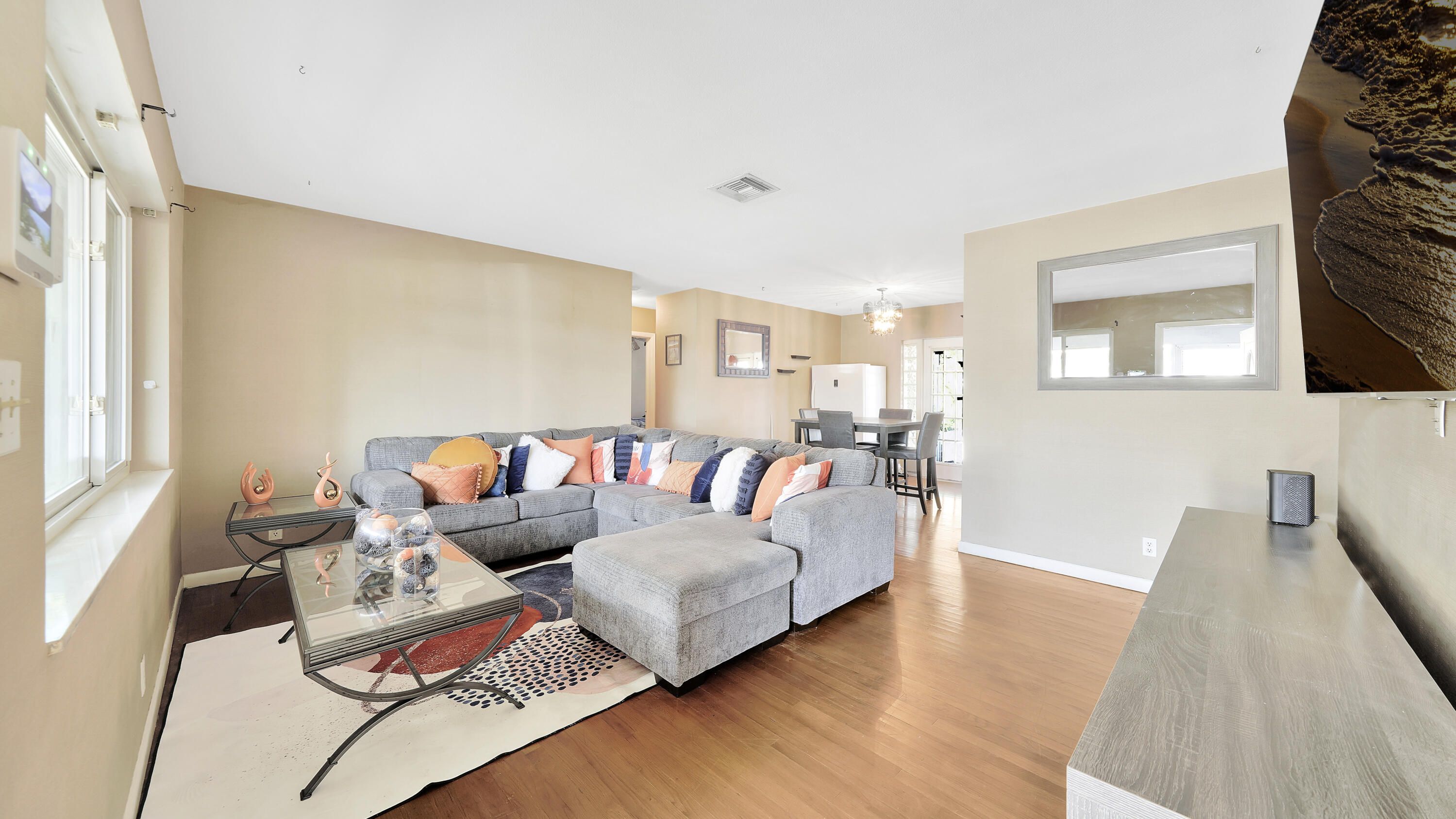 1340 Southwinds Drive