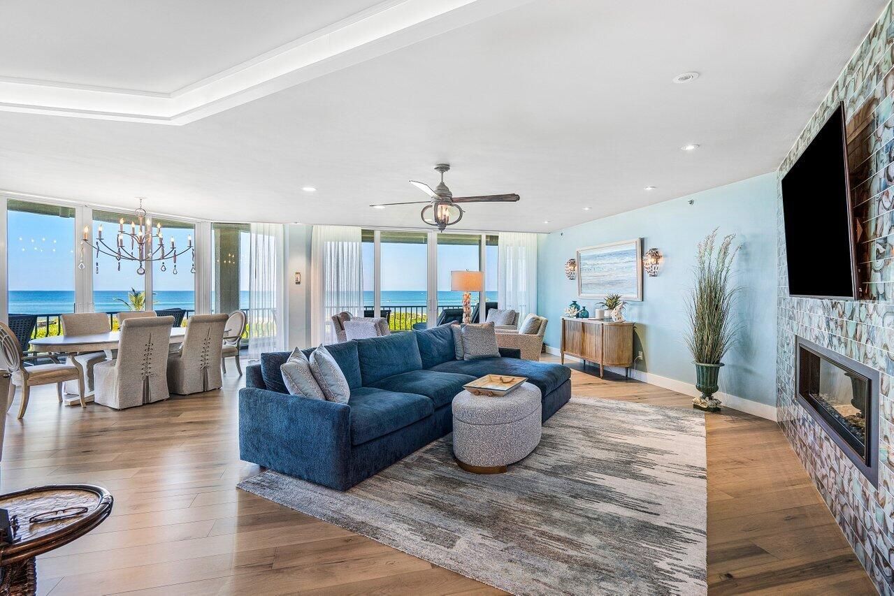 2900 SE Dune Drive