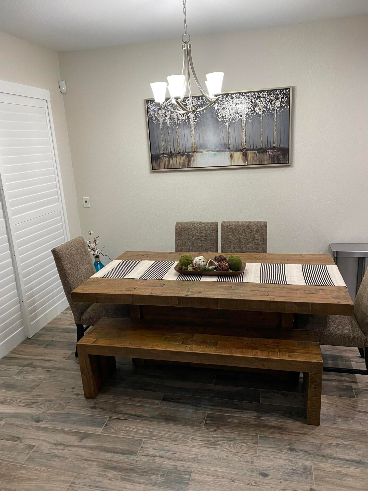 Properties 10324 Wellington Parc Drive