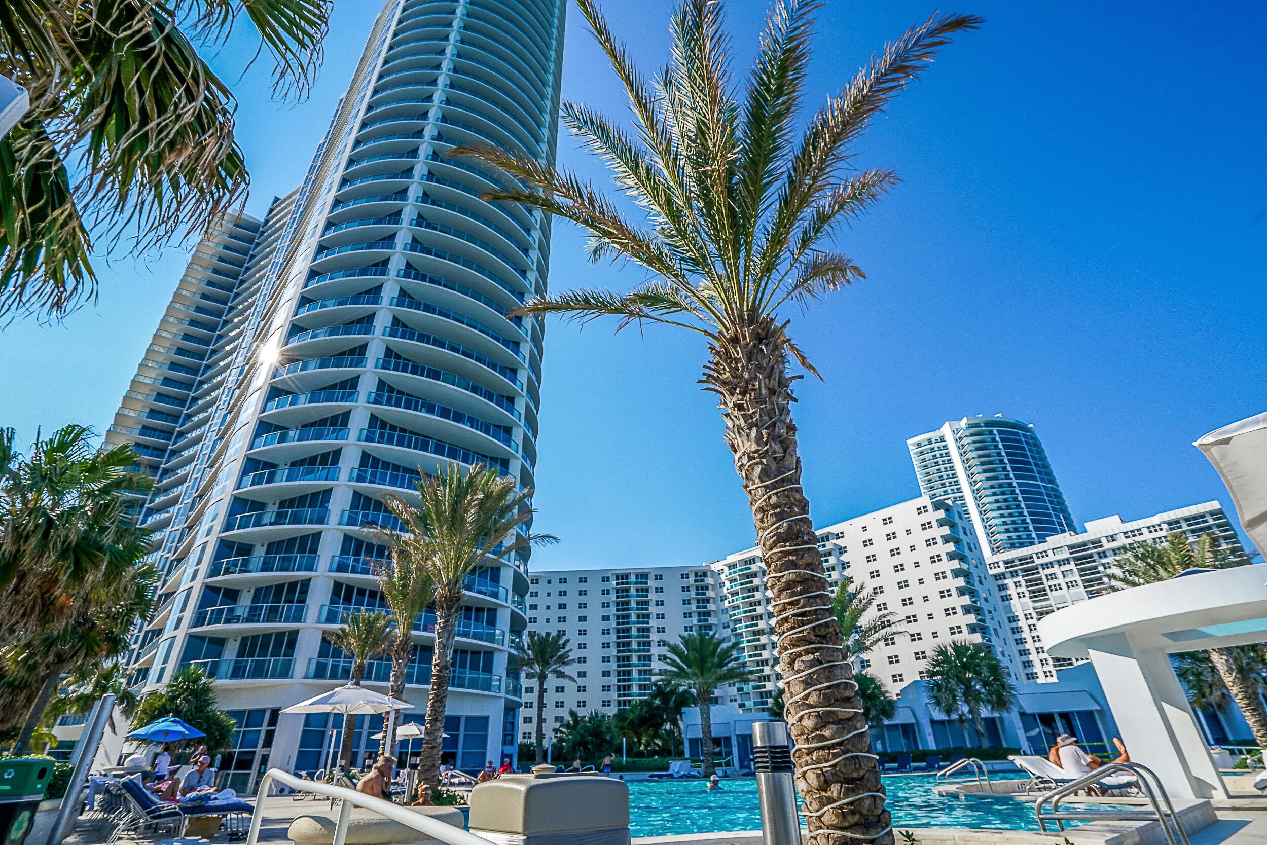 3101 S Ocean Drive