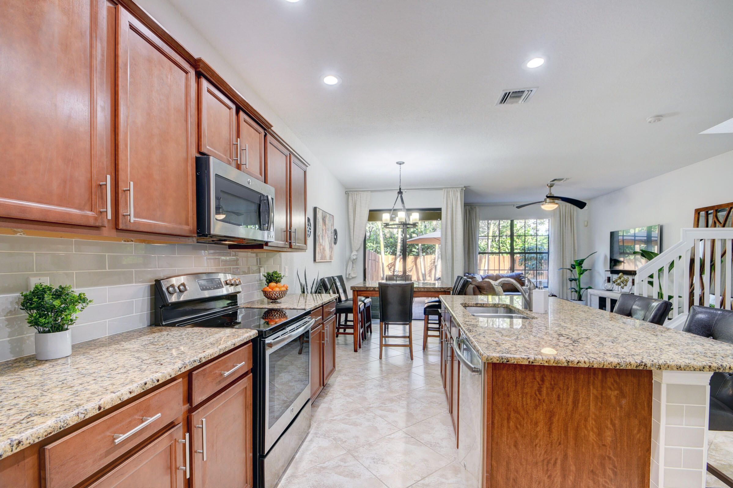 Properties 10342 Wellington Parc Drive