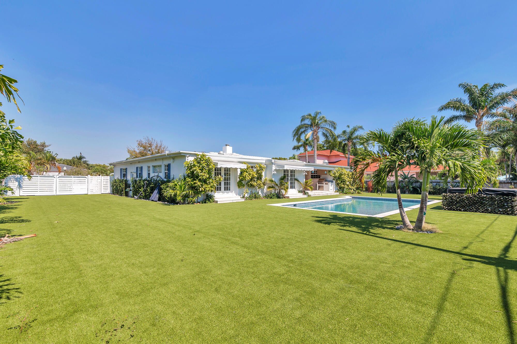 228 Cortez Road