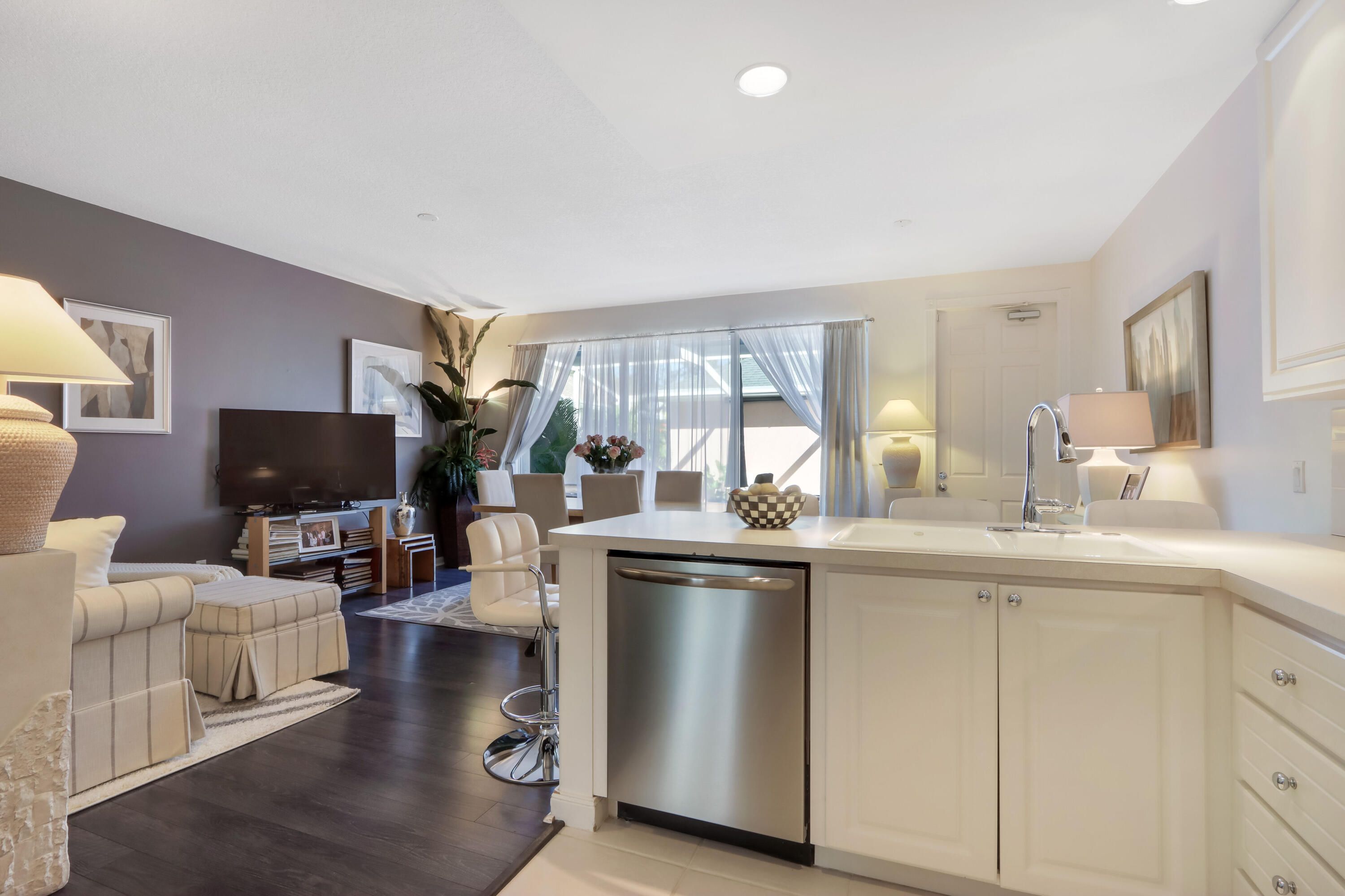 137 Farmingdale Drive