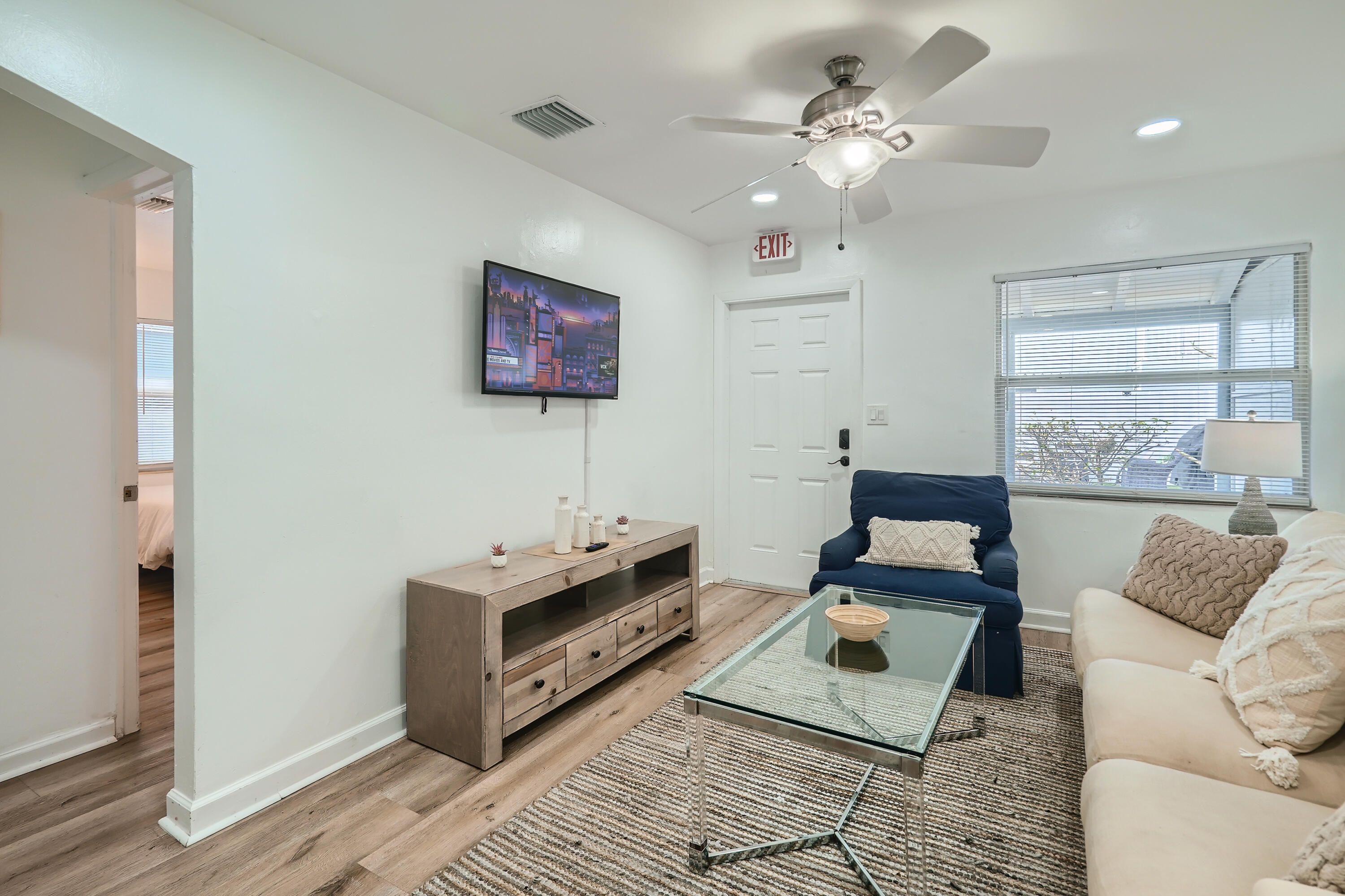 1235 Beach Road