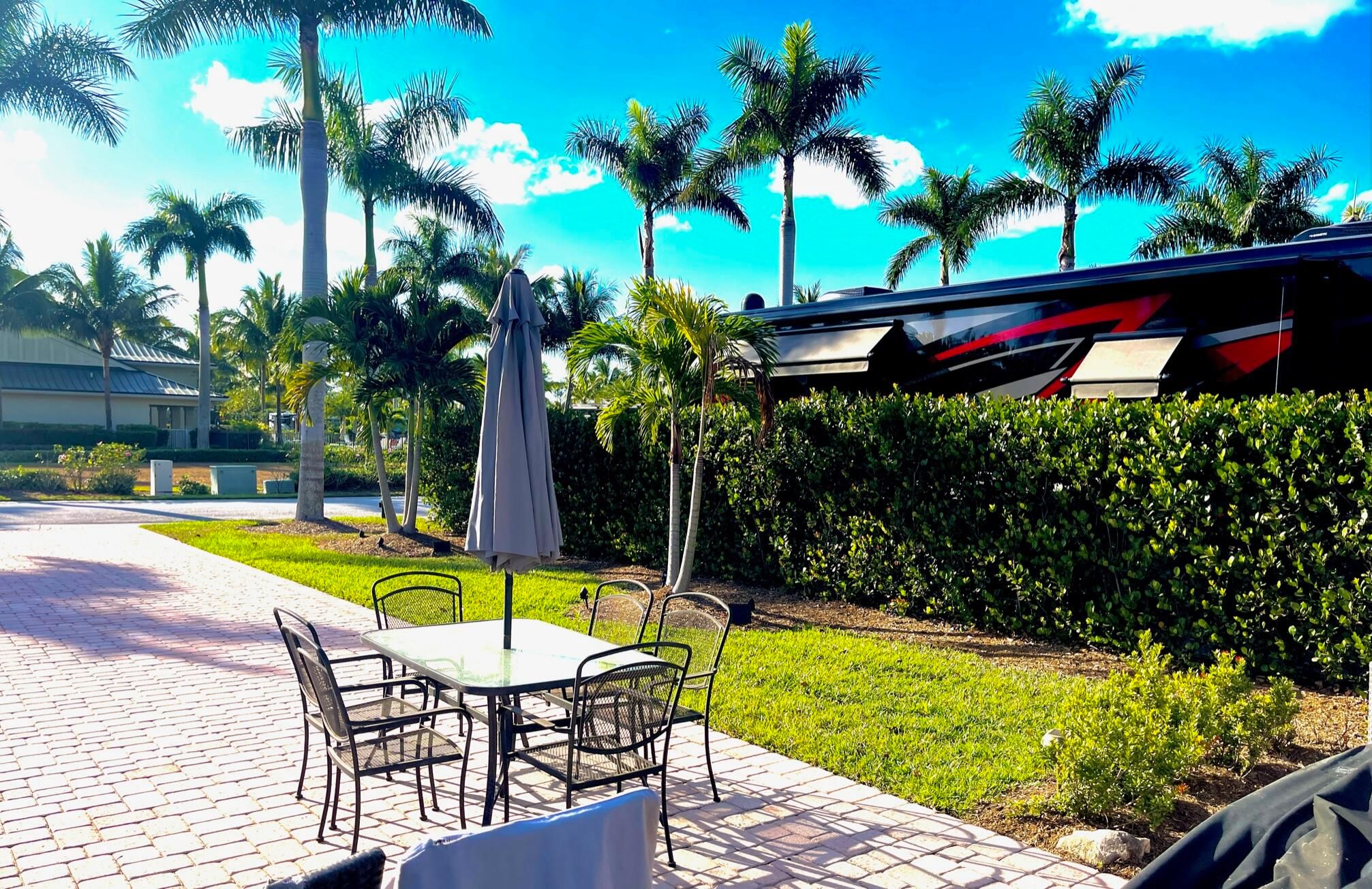11075 W Indiantown Road