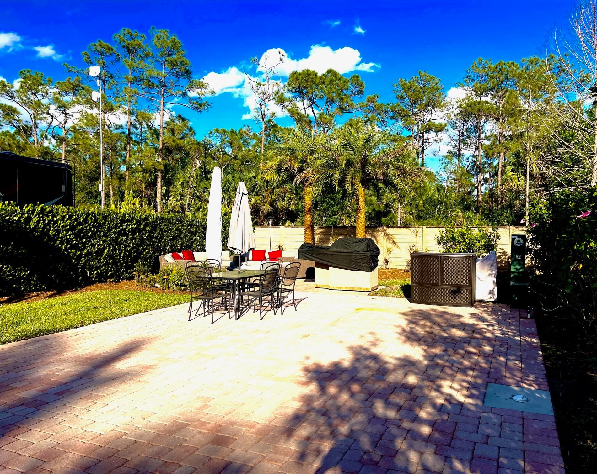11075 W Indiantown Road
