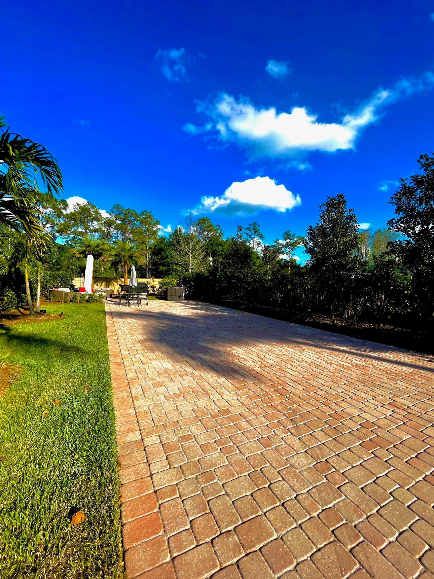11075 W Indiantown Road