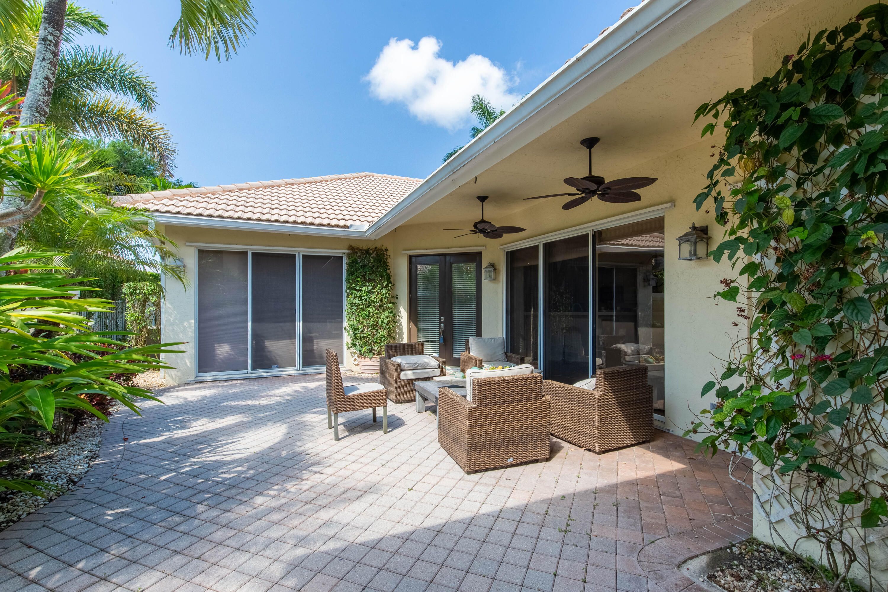 Properties 2711 Twin Oaks Way