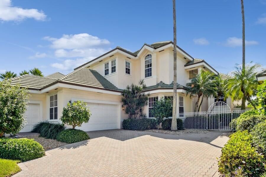 2866 SE Dune Drive