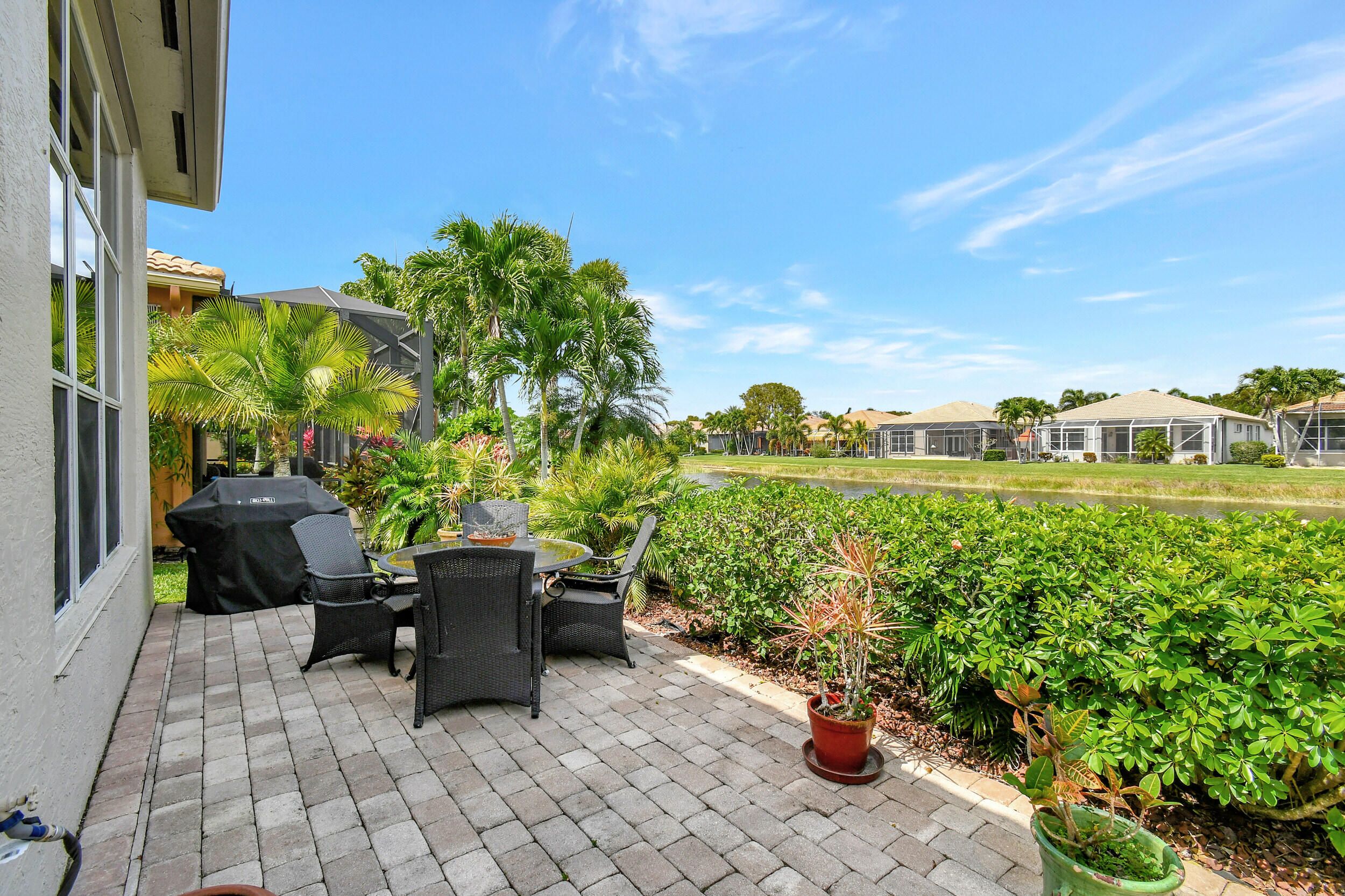 Properties 9747 Via Grandezza W