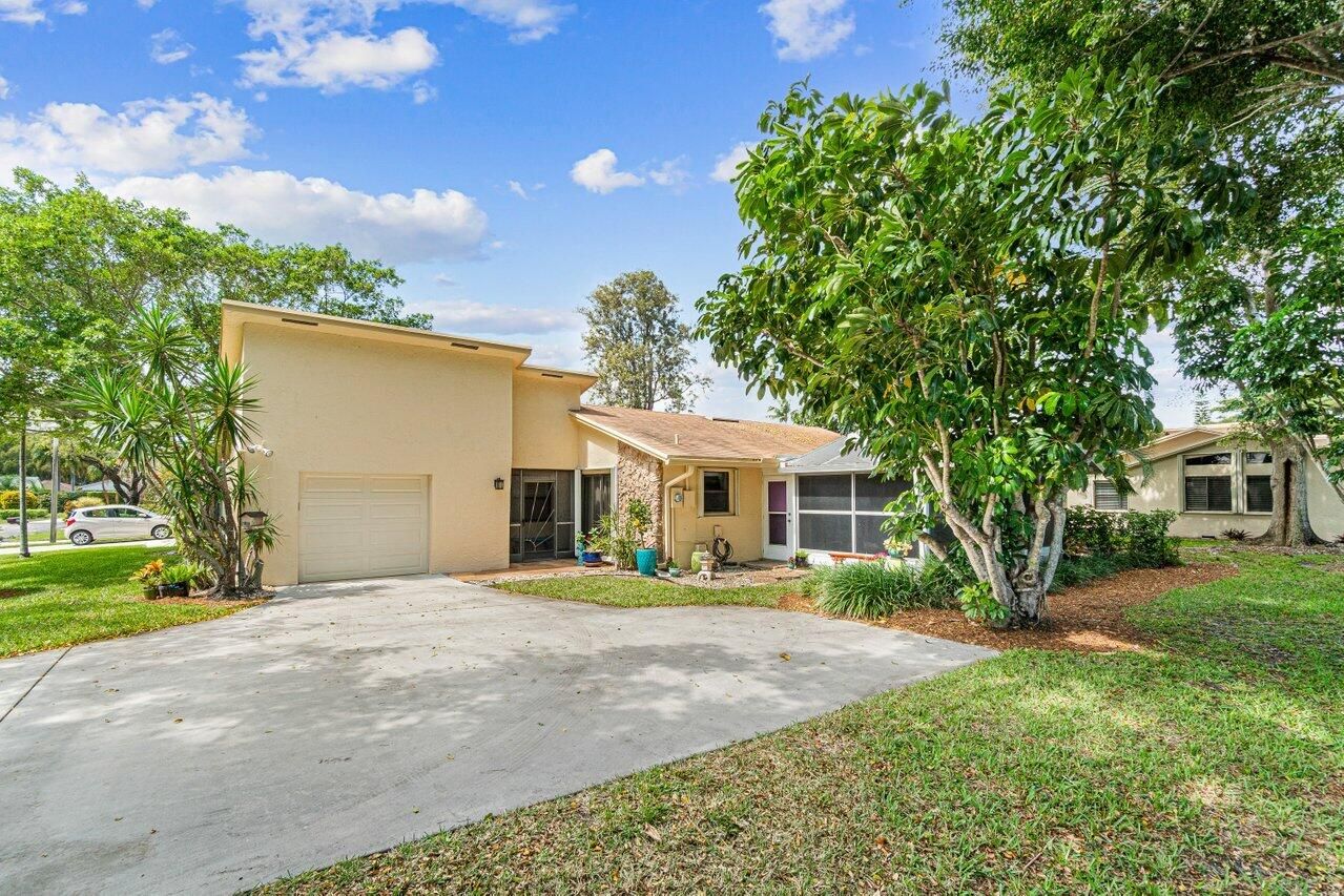 835 NW 25th Avenue