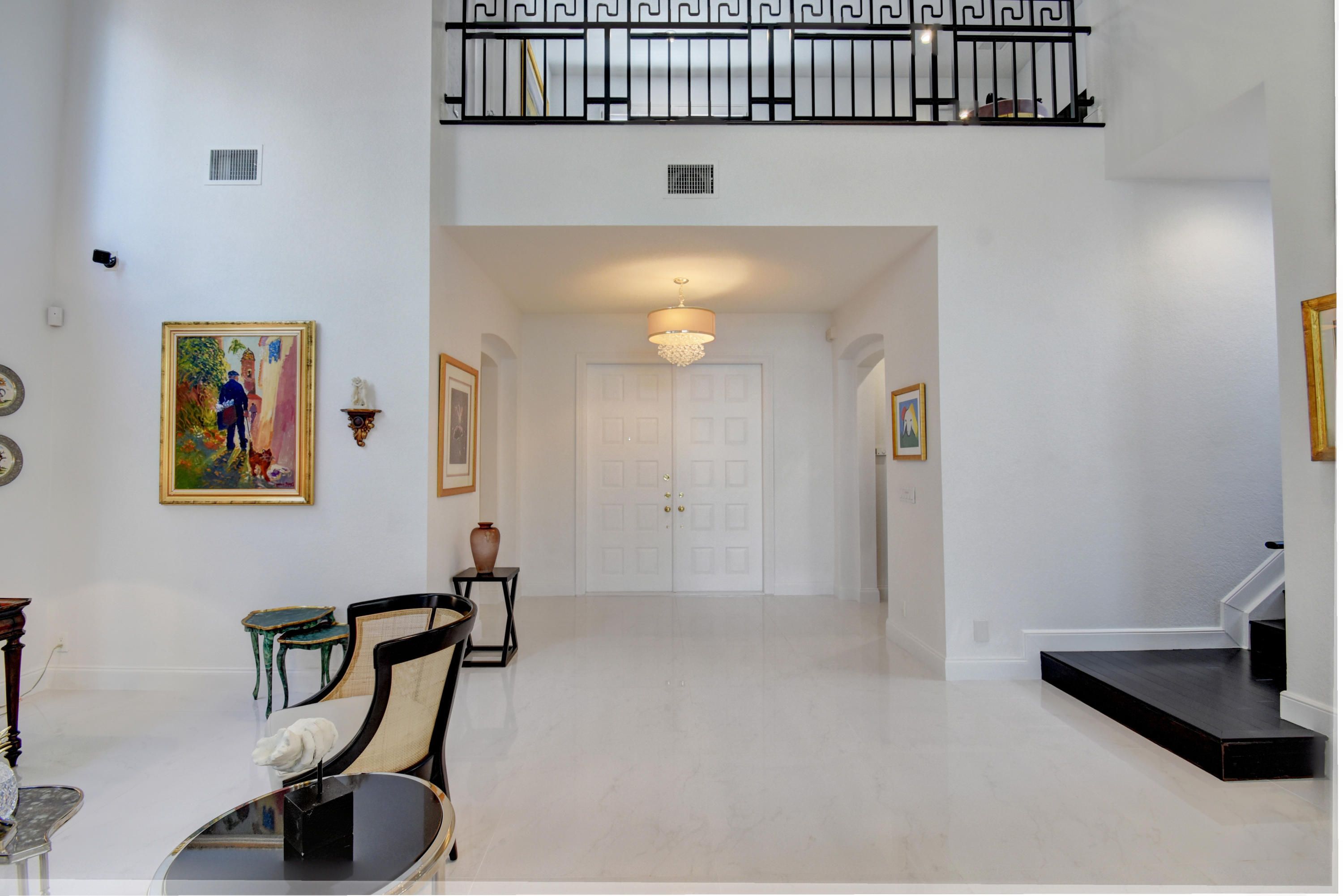 4091 NW Briarcliff Circle