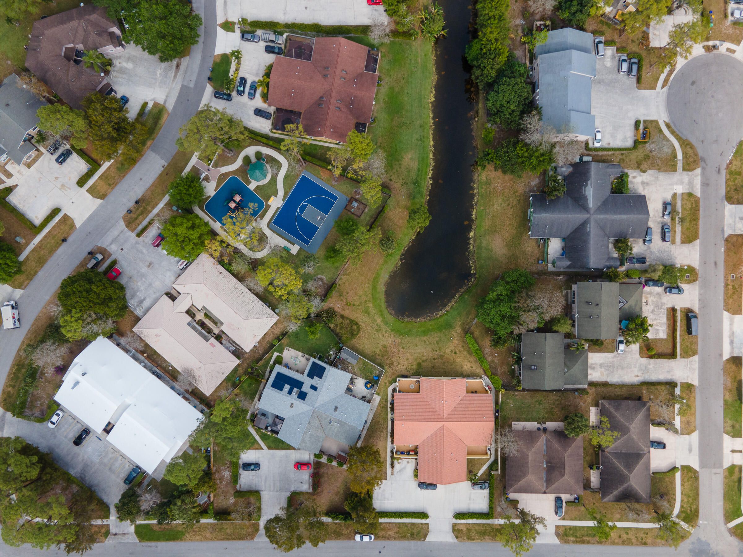Properties 1120 Hyacinth Place
