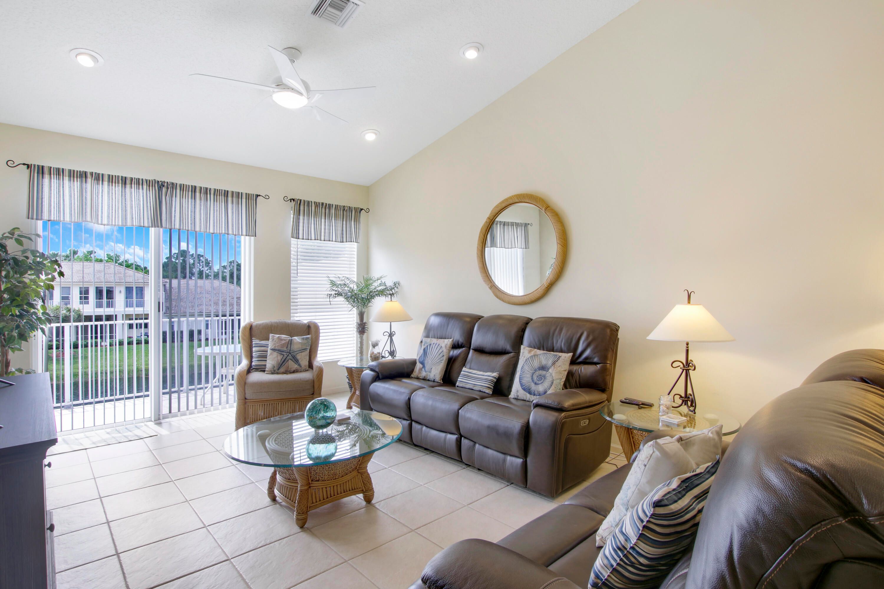 9207 Wentworth Lane