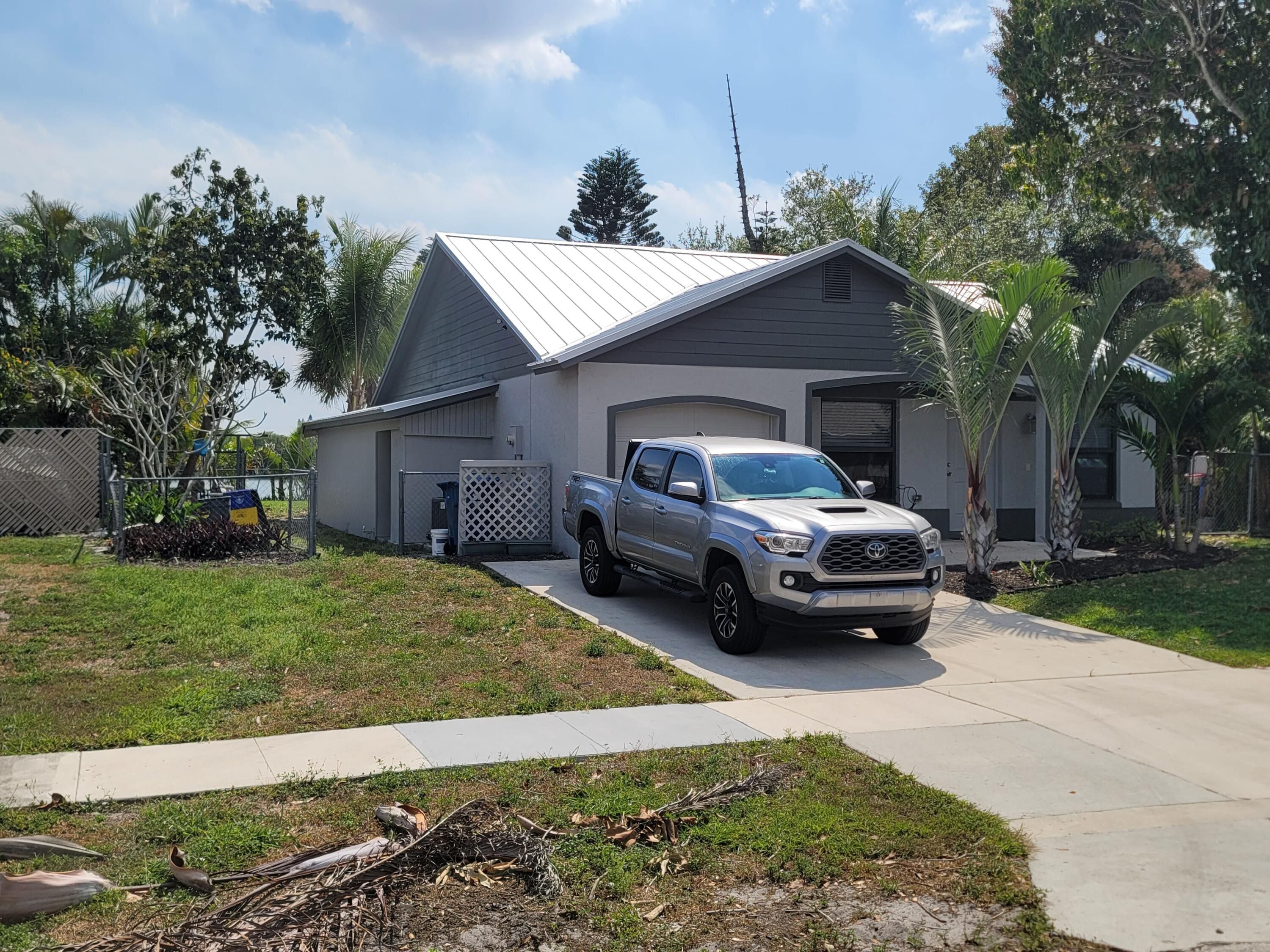 Properties 10834 Dalmany Way