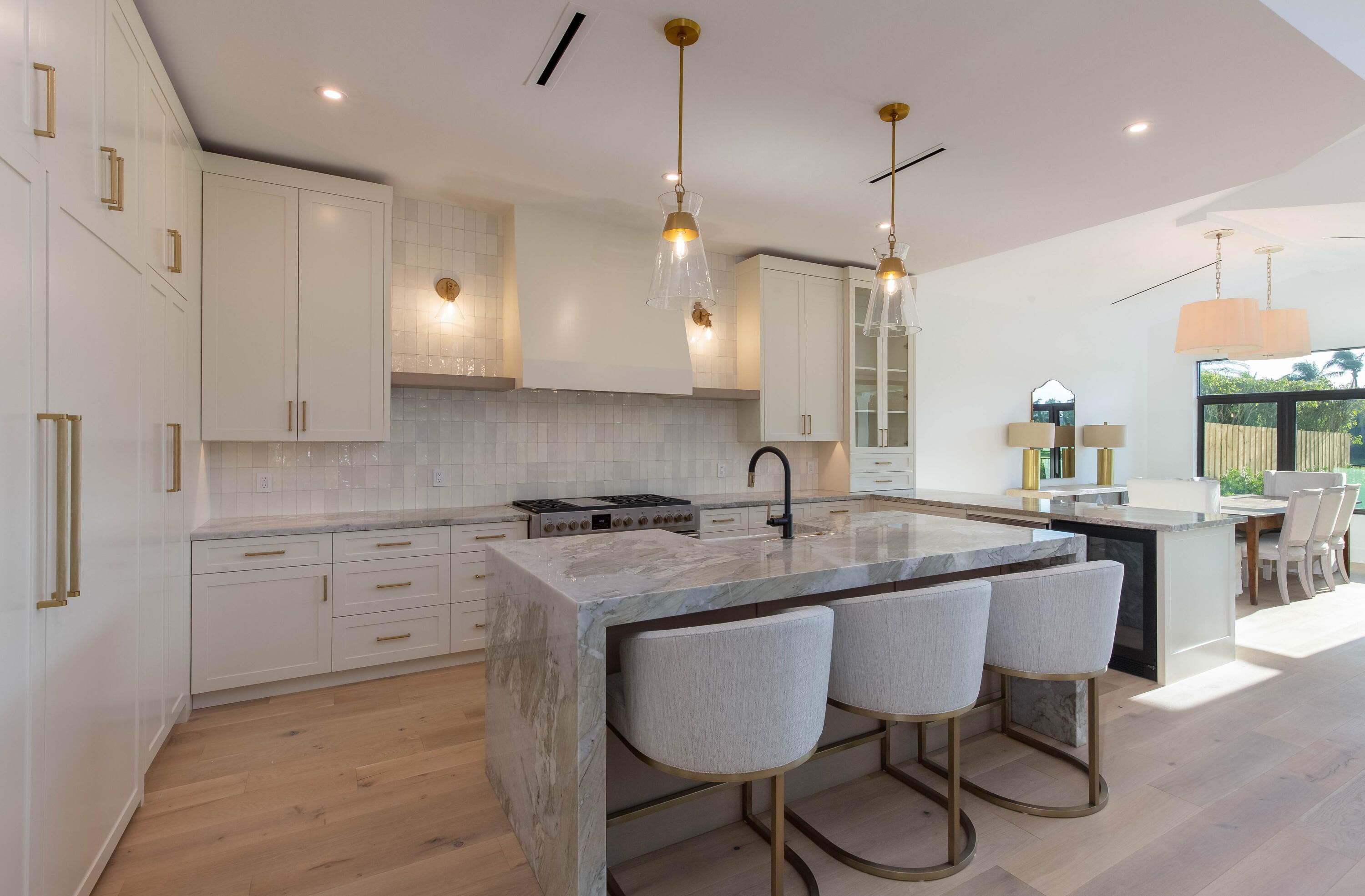 12618 Mallet Circle