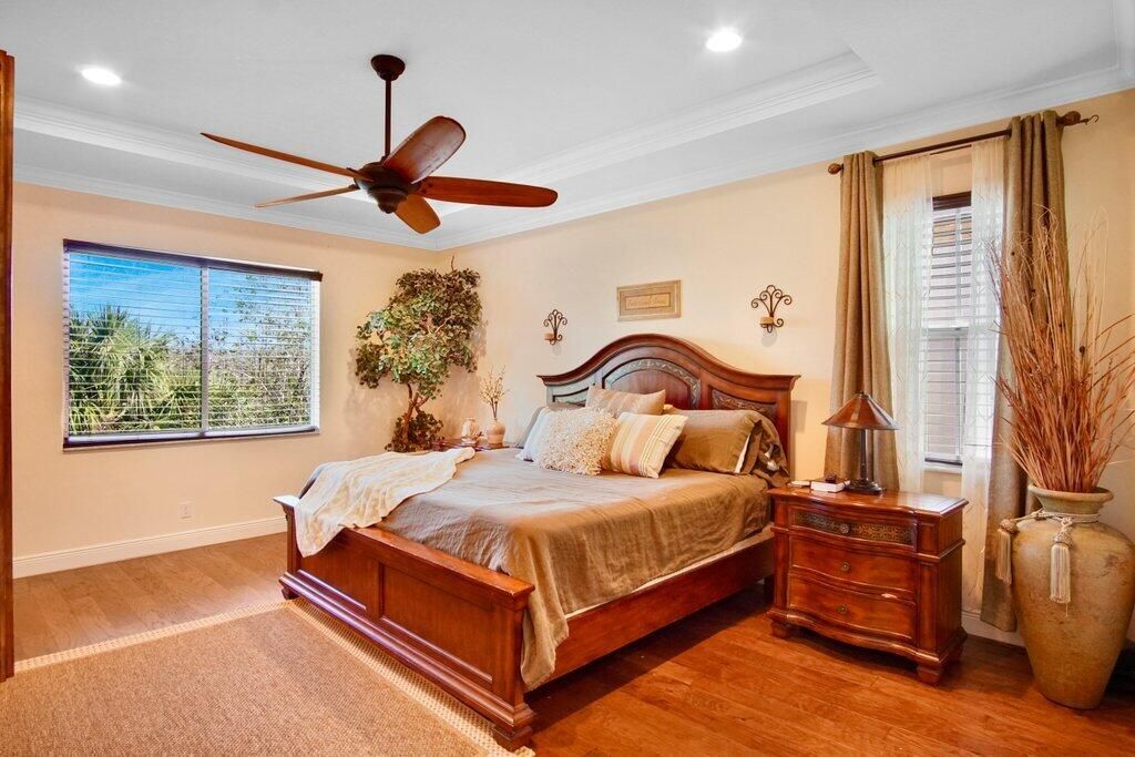 2130 Sabal Tree Court