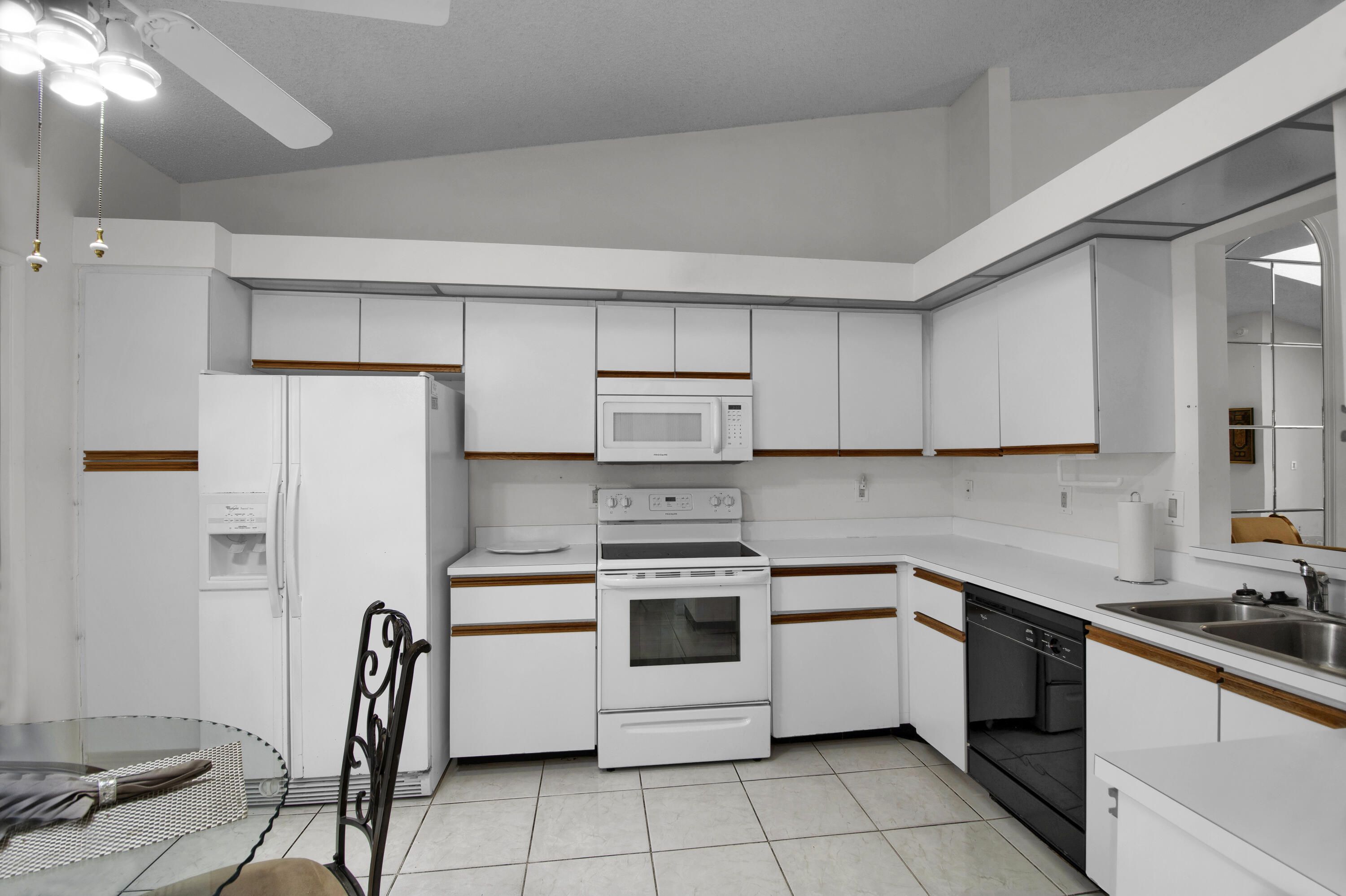6160 Waldwick Circle