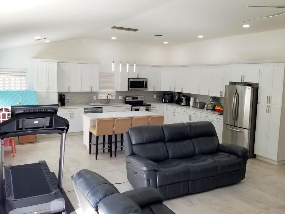 Properties 1598 Windship Circle