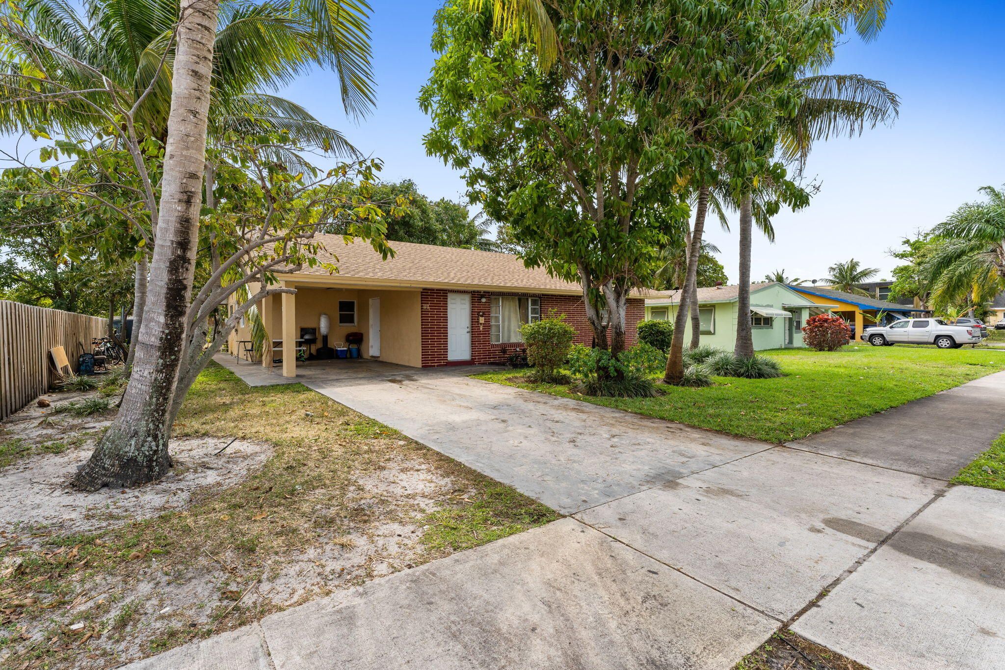 112 SW 5th Avenue