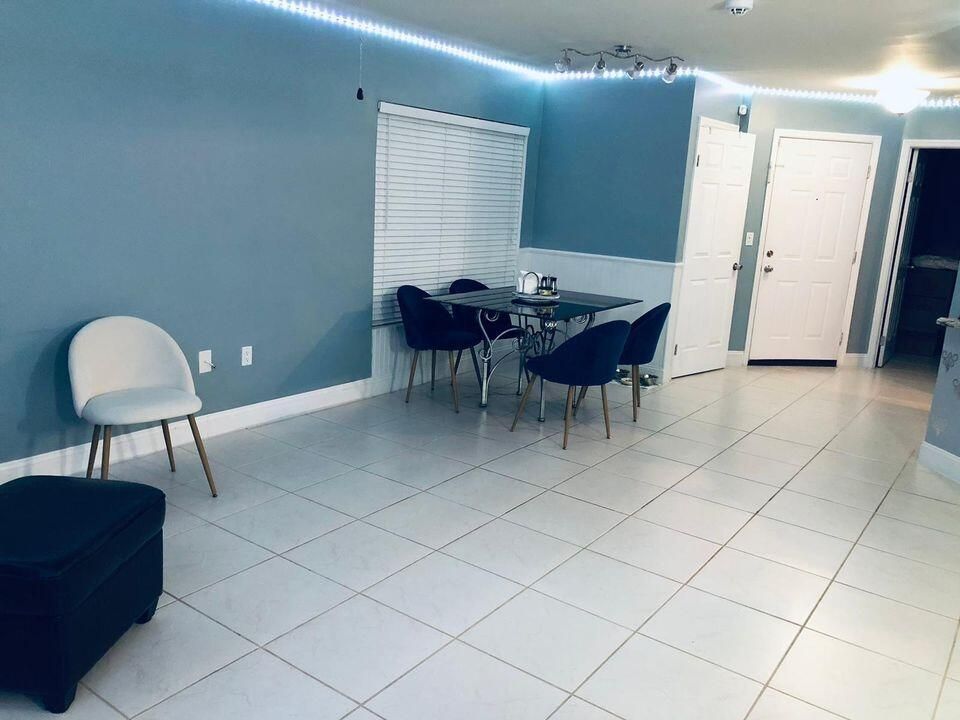 815 W Boynton Beach Boulevard