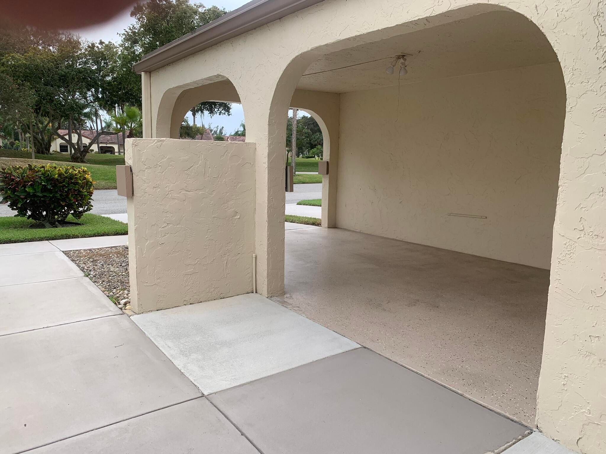 5719 Parkwalk E Circle