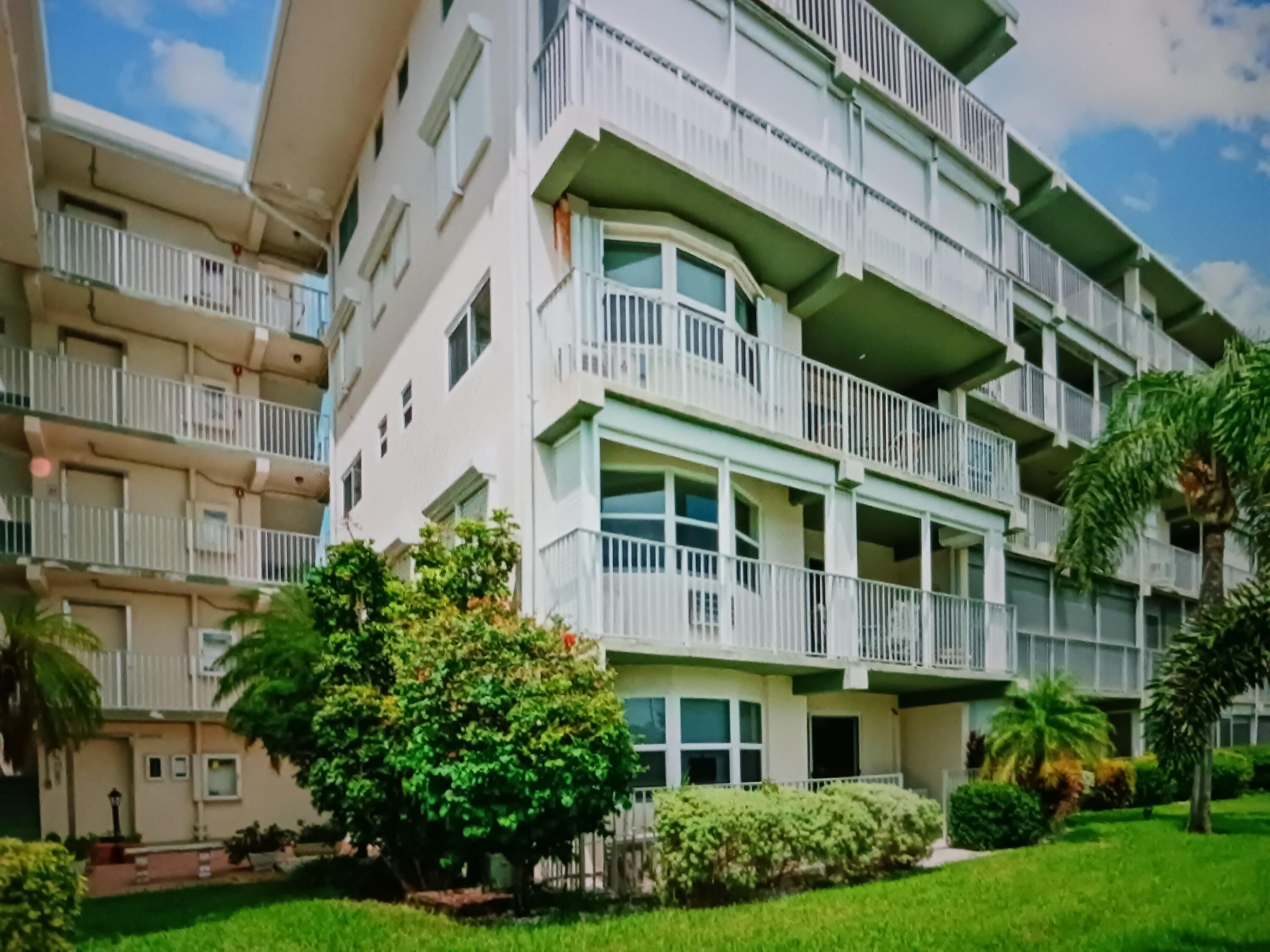 1511 SE 15th Court