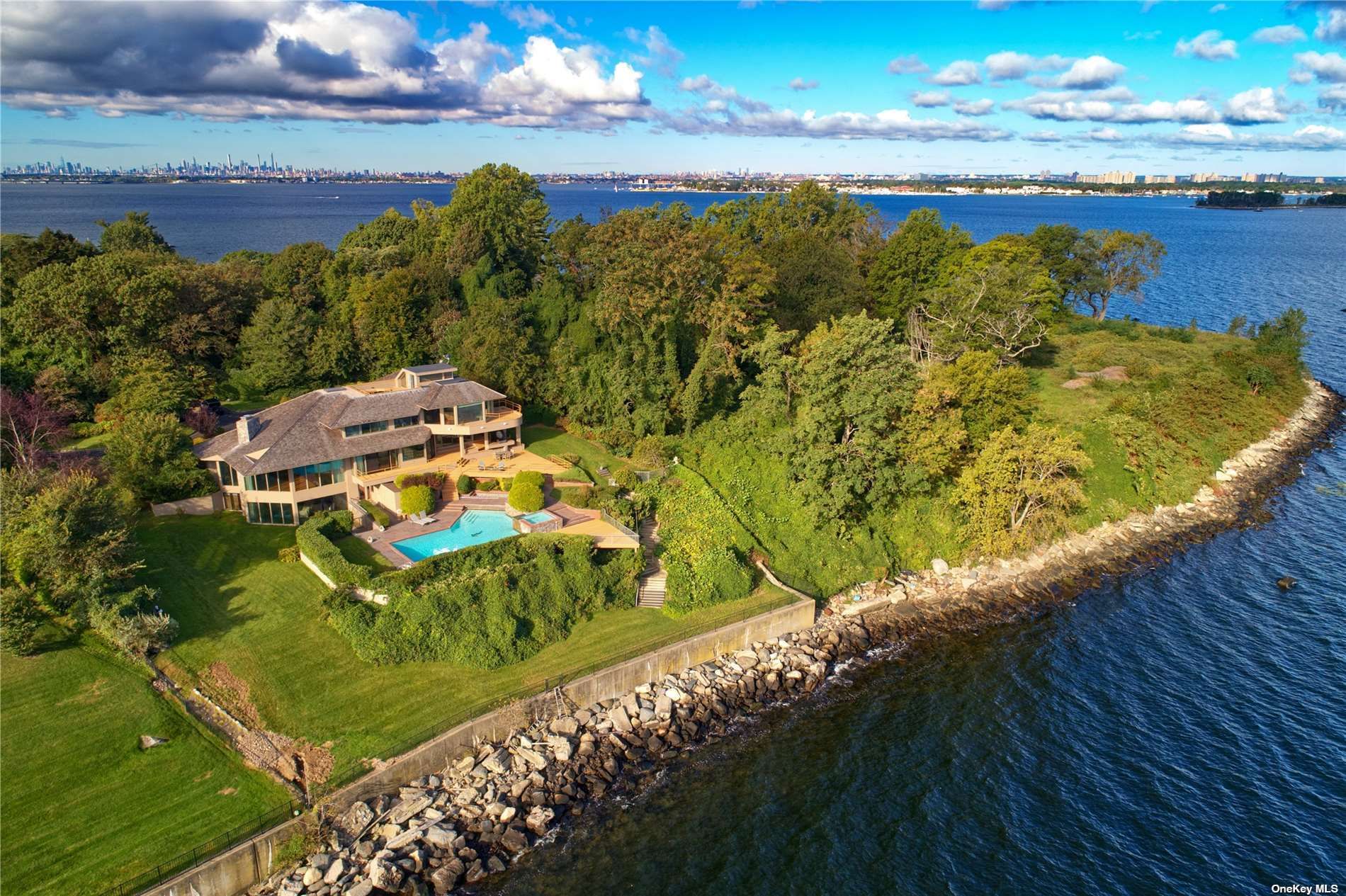 15 Gatsby Lane