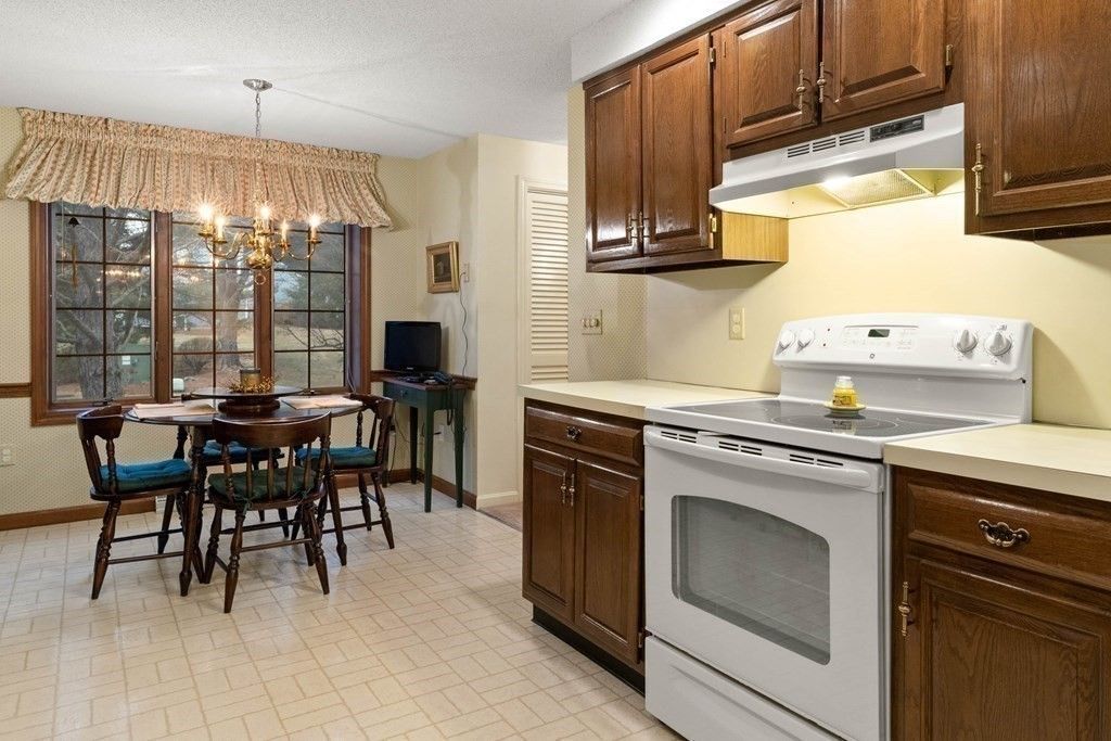 42 Fuller Pond Rd