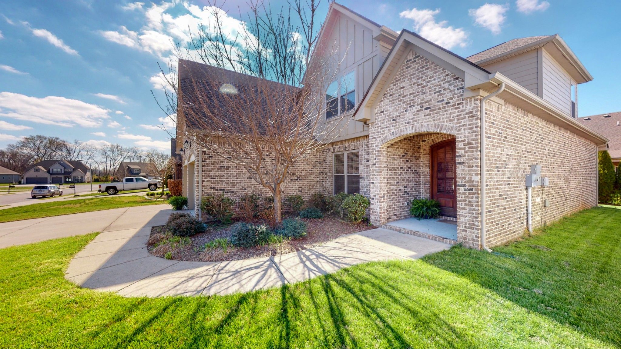 1121 Stockwell Dr