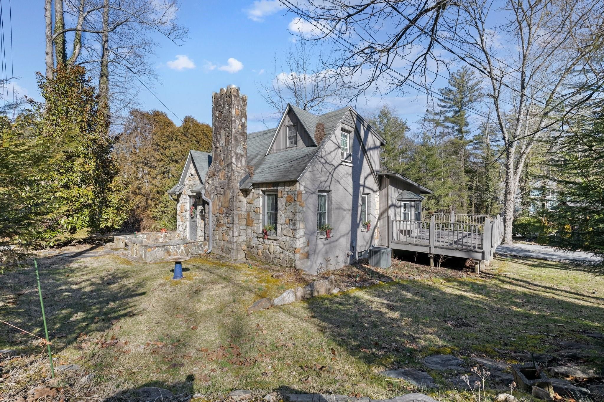2612 Greenville Highway