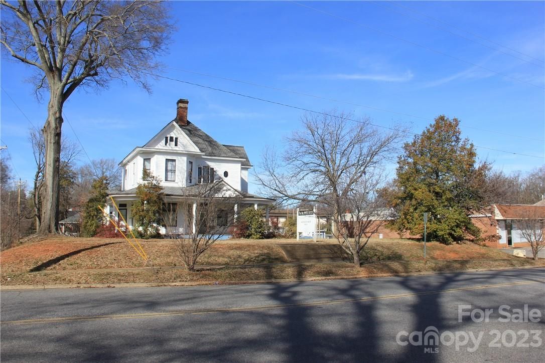 403 E Front Street