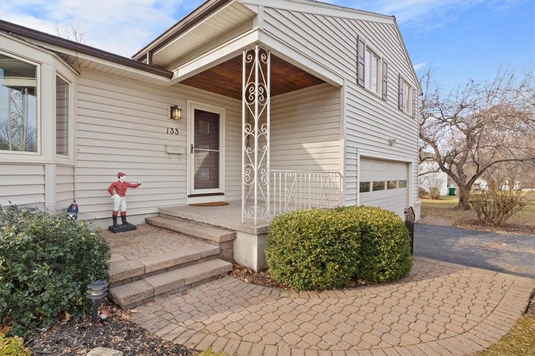 133 Dunrovin Lane