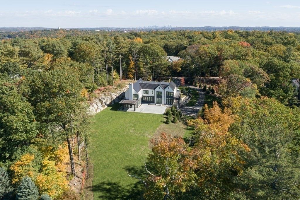 16 Dogwood Road